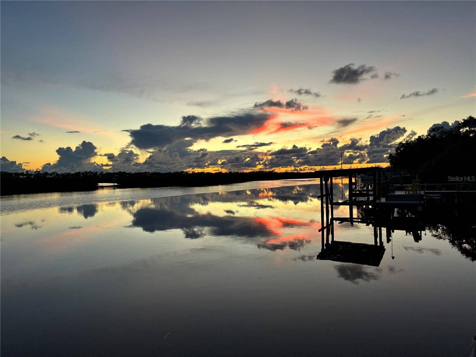 Bradenton, FL 34208 Amazing Sunsets