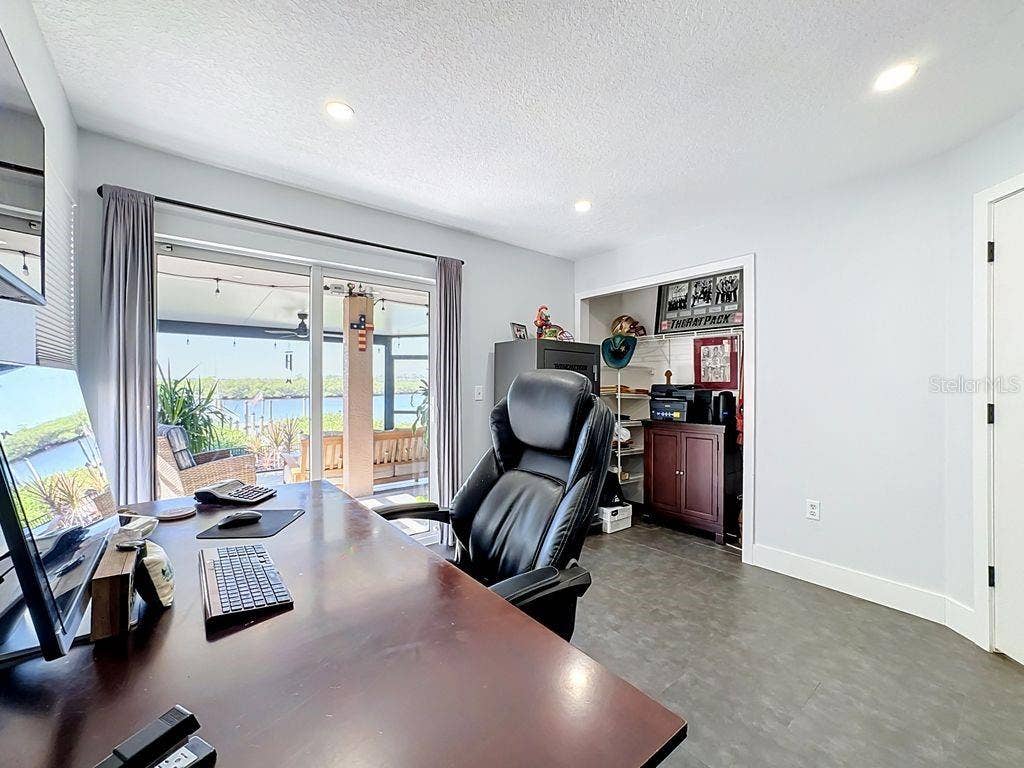 Bradenton, FL 34208 Downstairs 4th Bedroom/Office River View