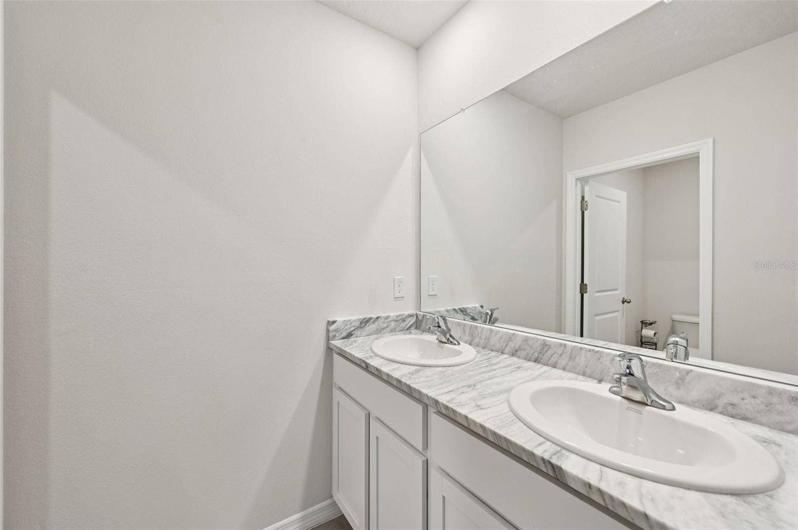 5129 ADEGA WAY, Bradenton, FL 34211 5129 ADEGA WAY, Bradenton, FL 34211
