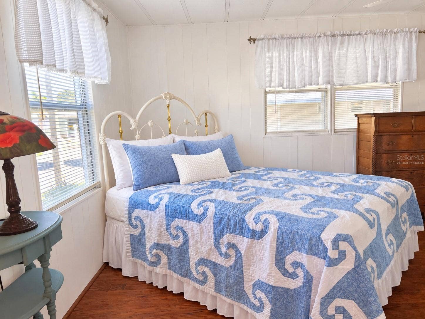 Large Prime Bedroom (partially virtually staged)