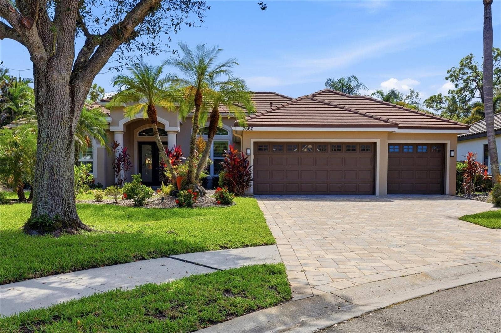 7660 HARRINGTON LANE, Bradenton, FL 34202 7660 HARRINGTON LANE, Bradenton, FL 34202
