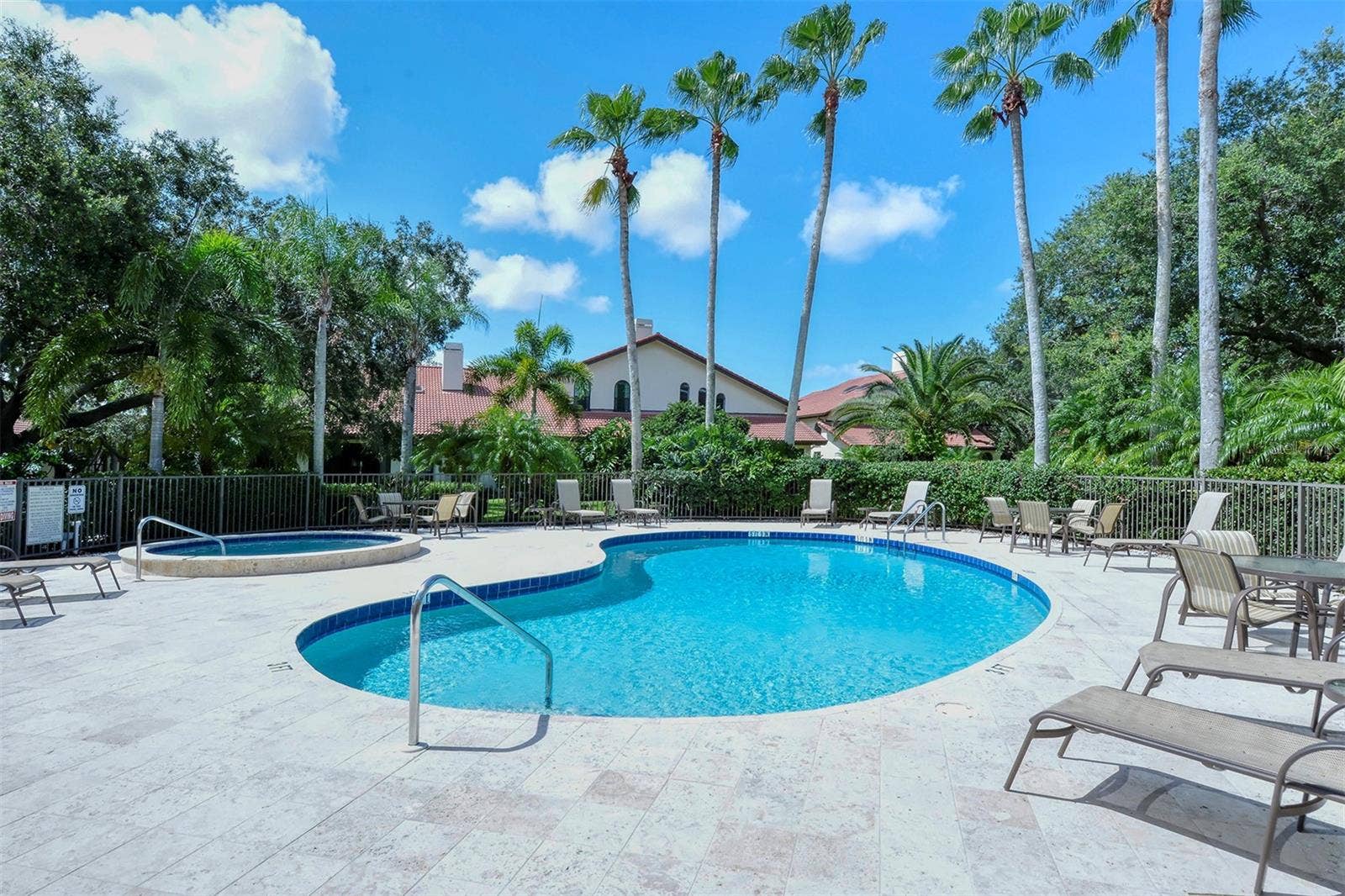 4543 LAS BRISAS LANE, Sarasota, FL 34238 4543 LAS BRISAS LANE, Sarasota, FL 34238