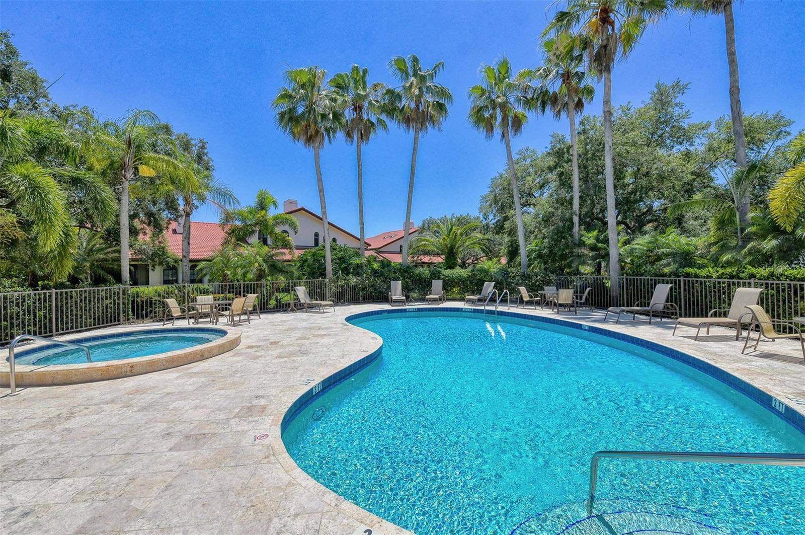 4543 LAS BRISAS LANE, Sarasota, FL 34238 4543 LAS BRISAS LANE, Sarasota, FL 34238