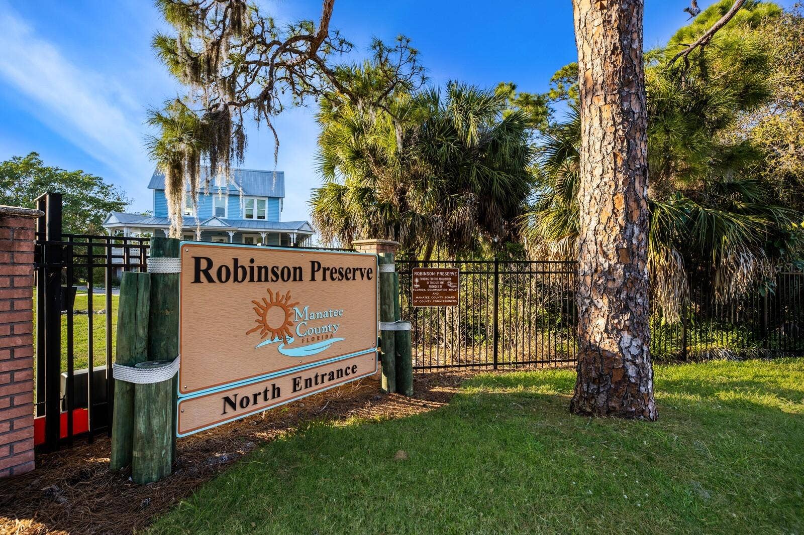204 46TH STREET NW, Bradenton, FL 34209 A quick bike ride to Robinson Preserve