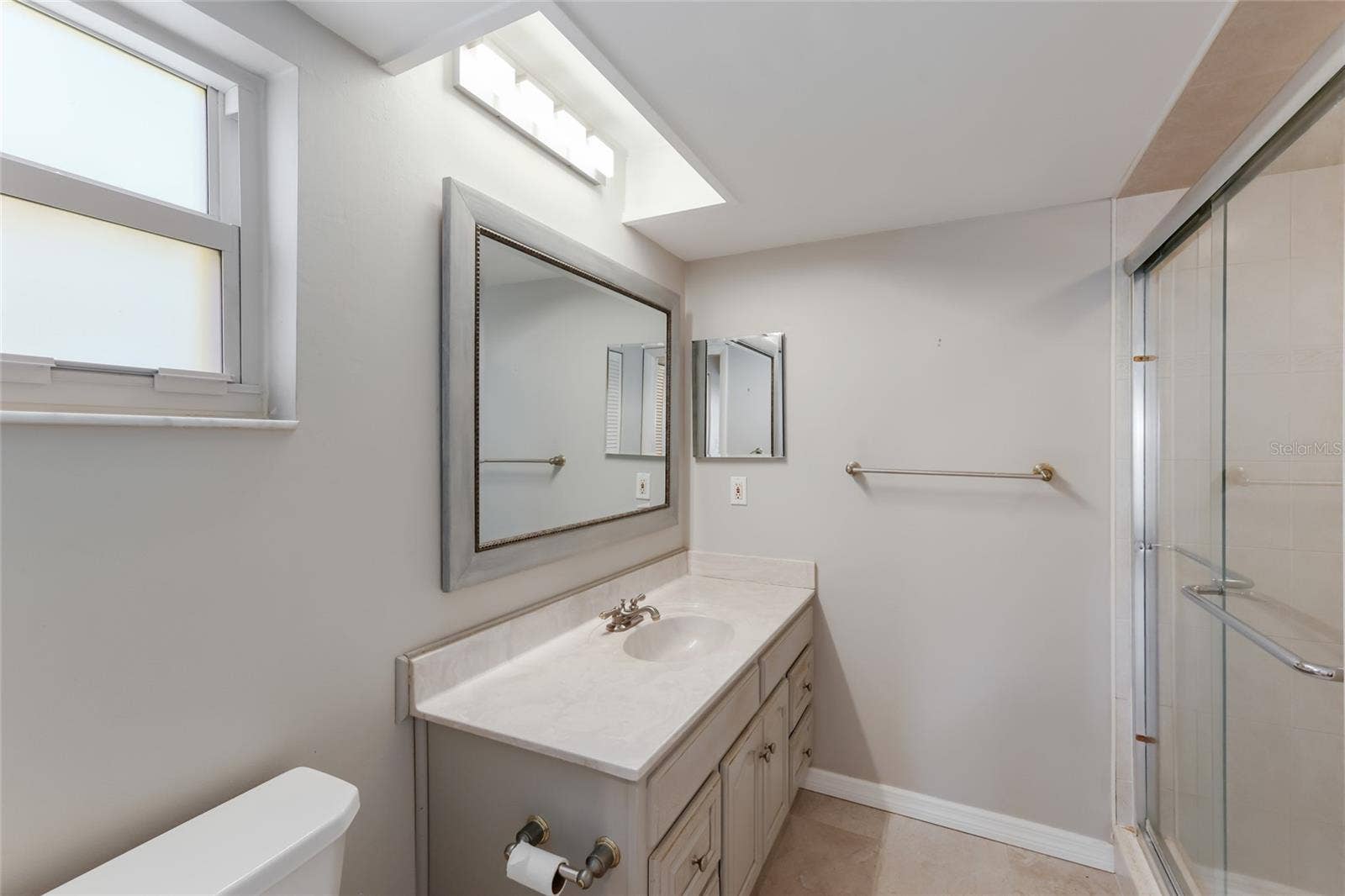 204 46TH STREET NW, Bradenton, FL 34209 Primary bathroom - stand up shower