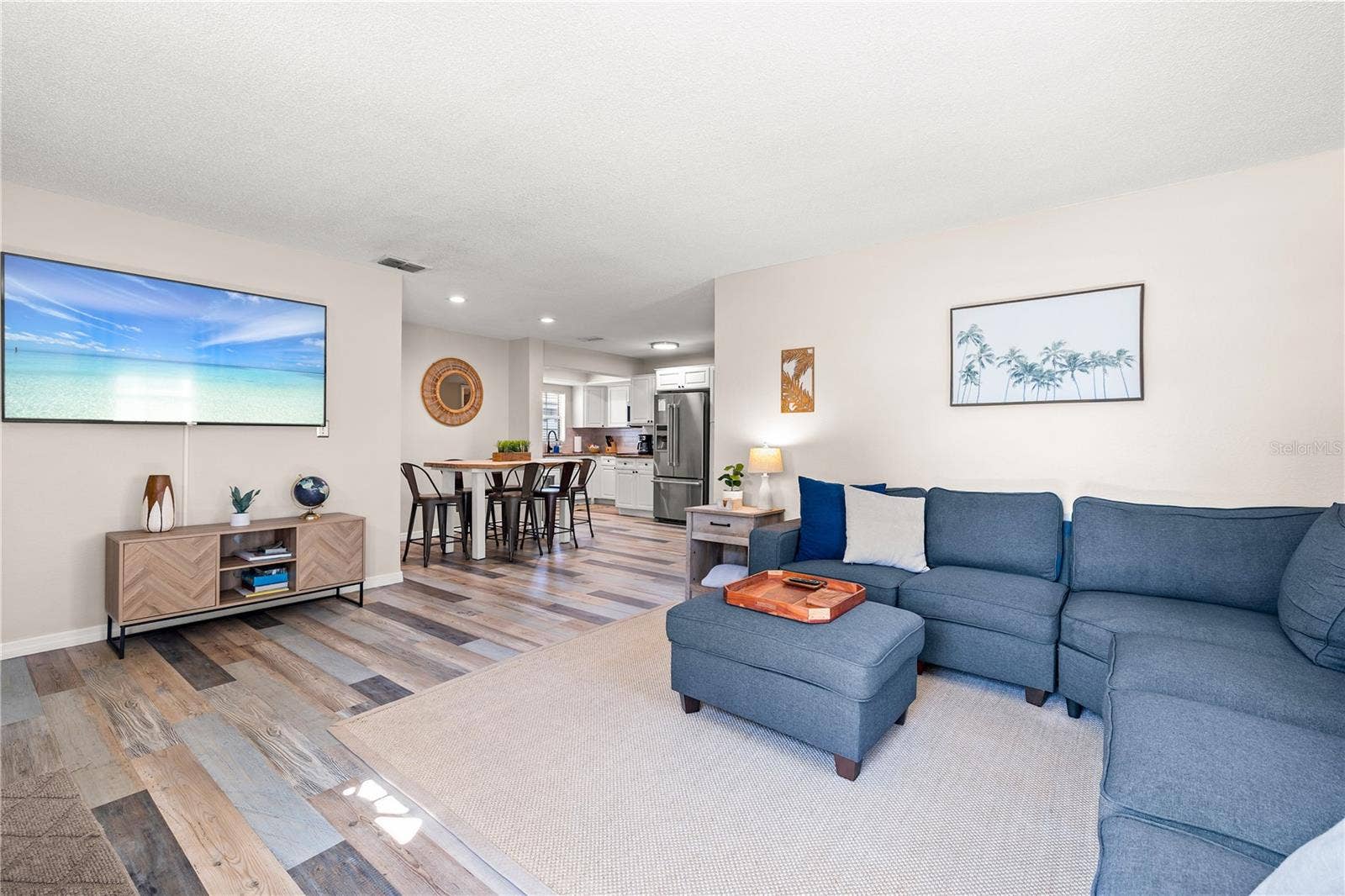 8085 24TH AVENUE N, St Petersburg, FL 33710
