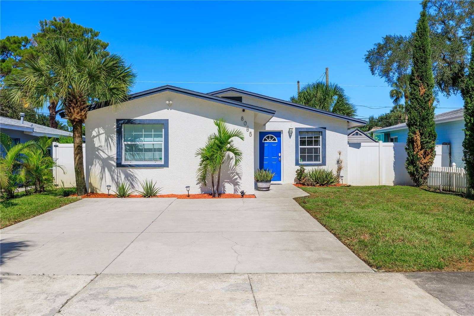 8085 24TH AVENUE N, St Petersburg, FL 33710