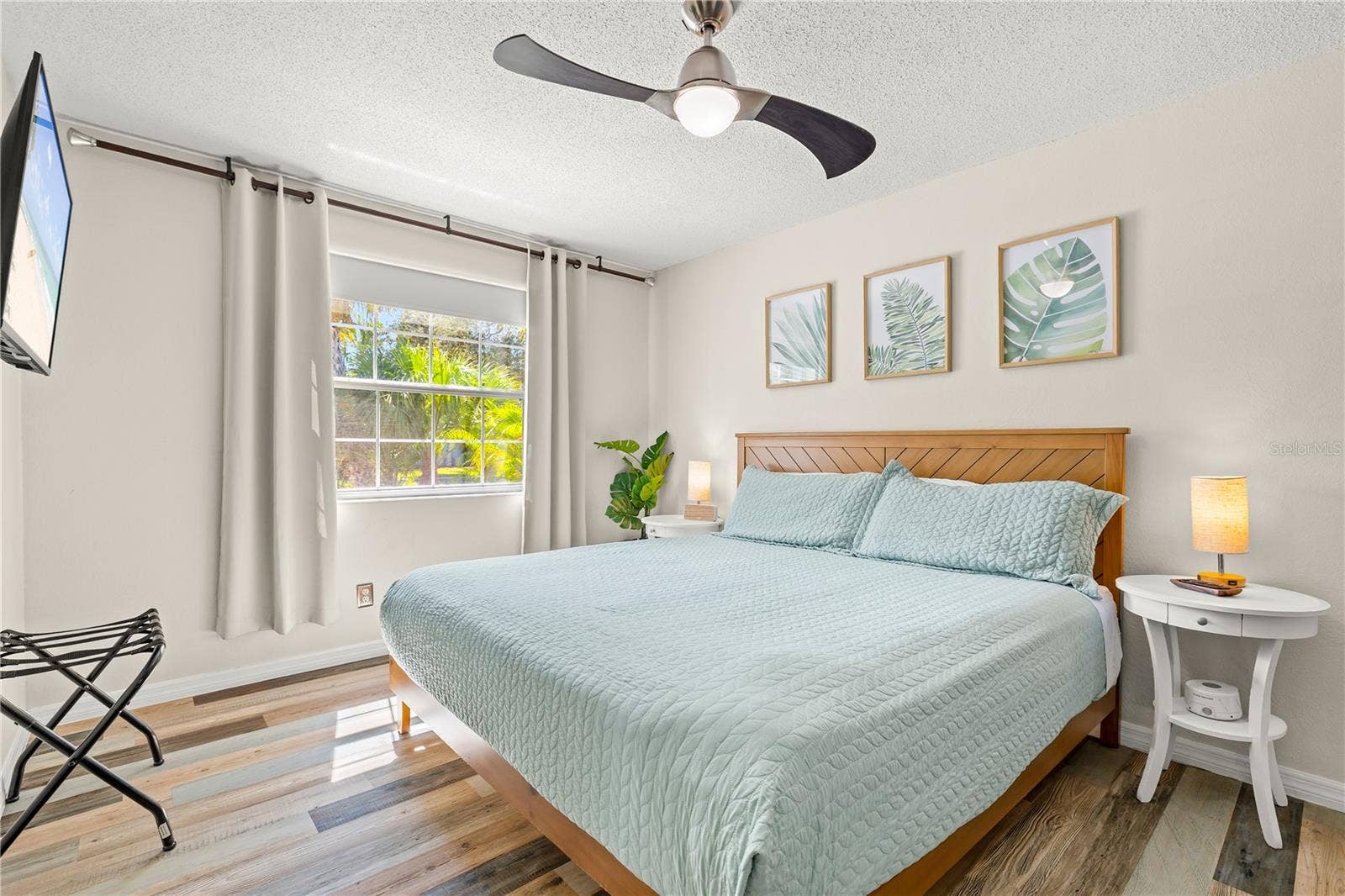 8085 24TH AVENUE N, St Petersburg, FL 33710