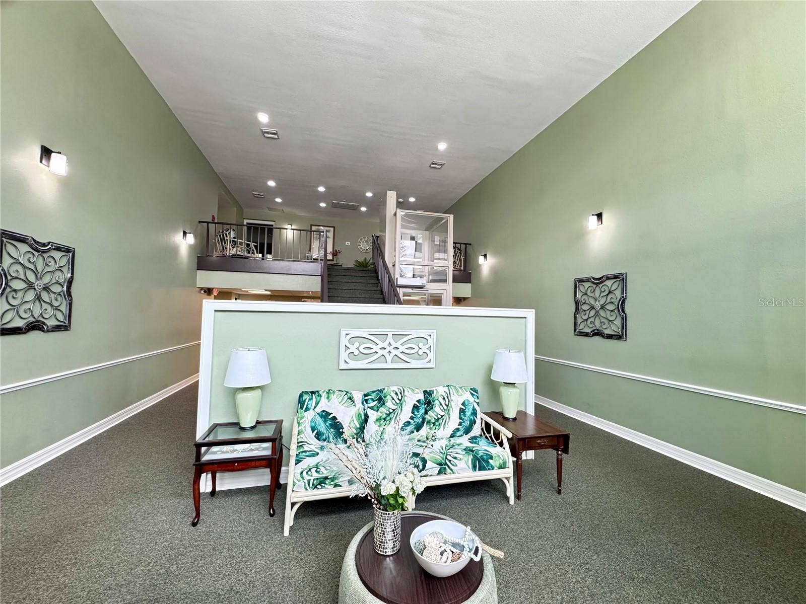 Lobby of Raleigh Building with lift to second floor