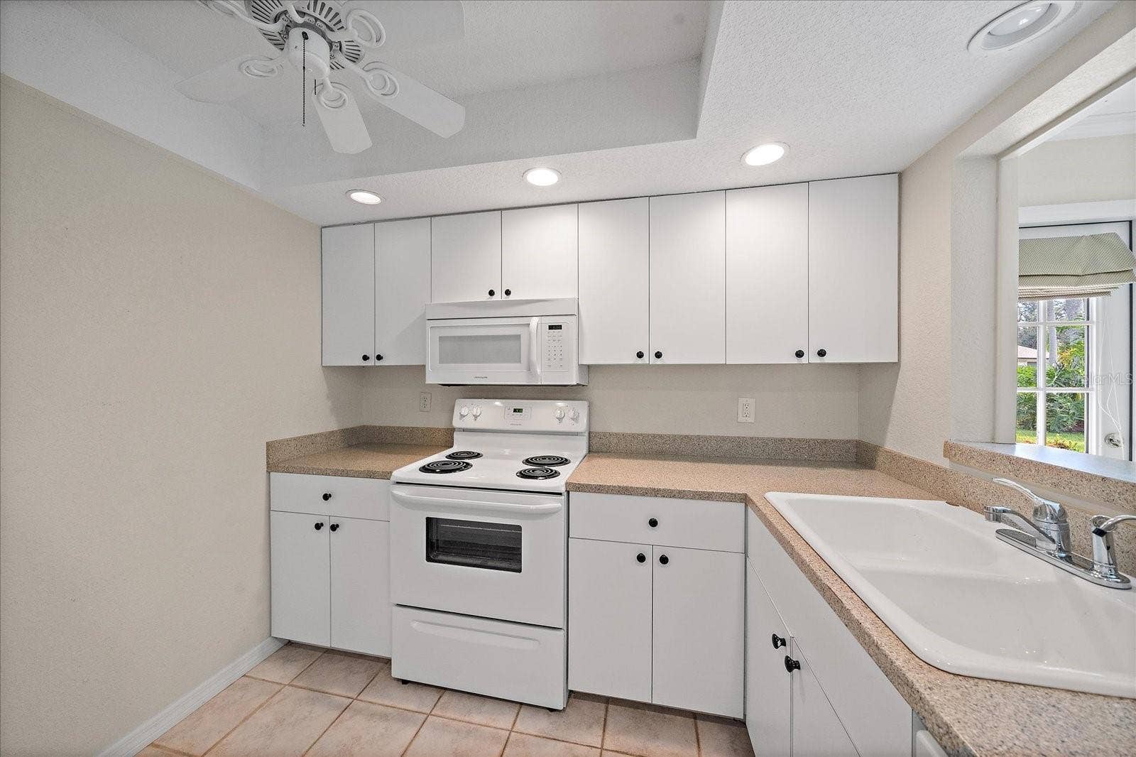 1349 GRAND BOULEVARD, #1006, Sarasota, FL 34232