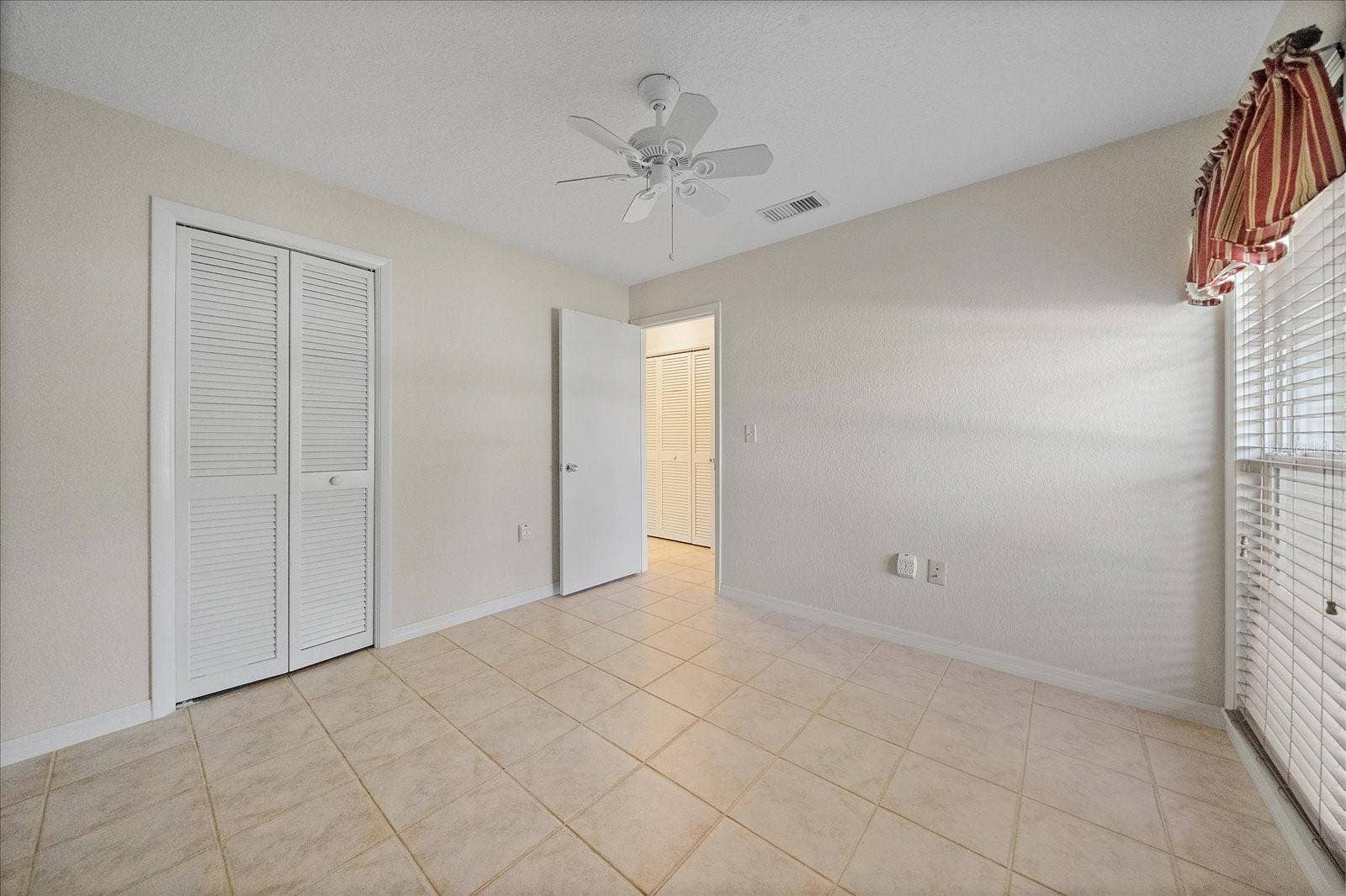 1349 GRAND BOULEVARD, #1006, Sarasota, FL 34232