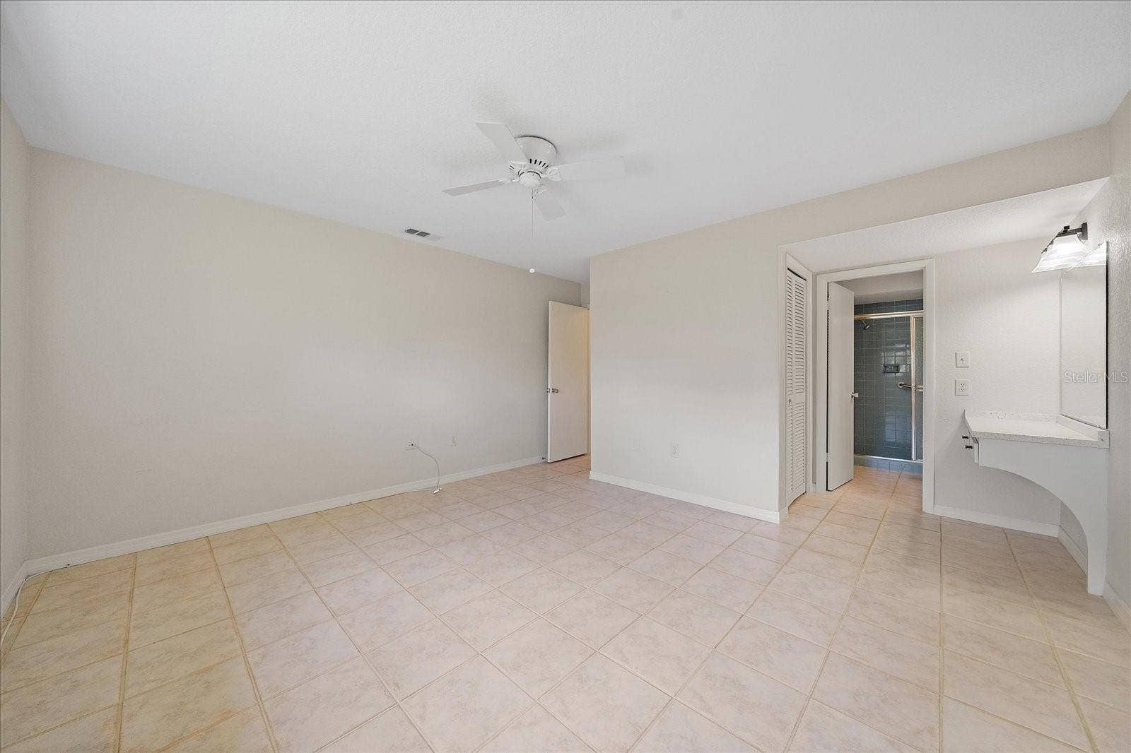 1349 GRAND BOULEVARD, #1006, Sarasota, FL 34232