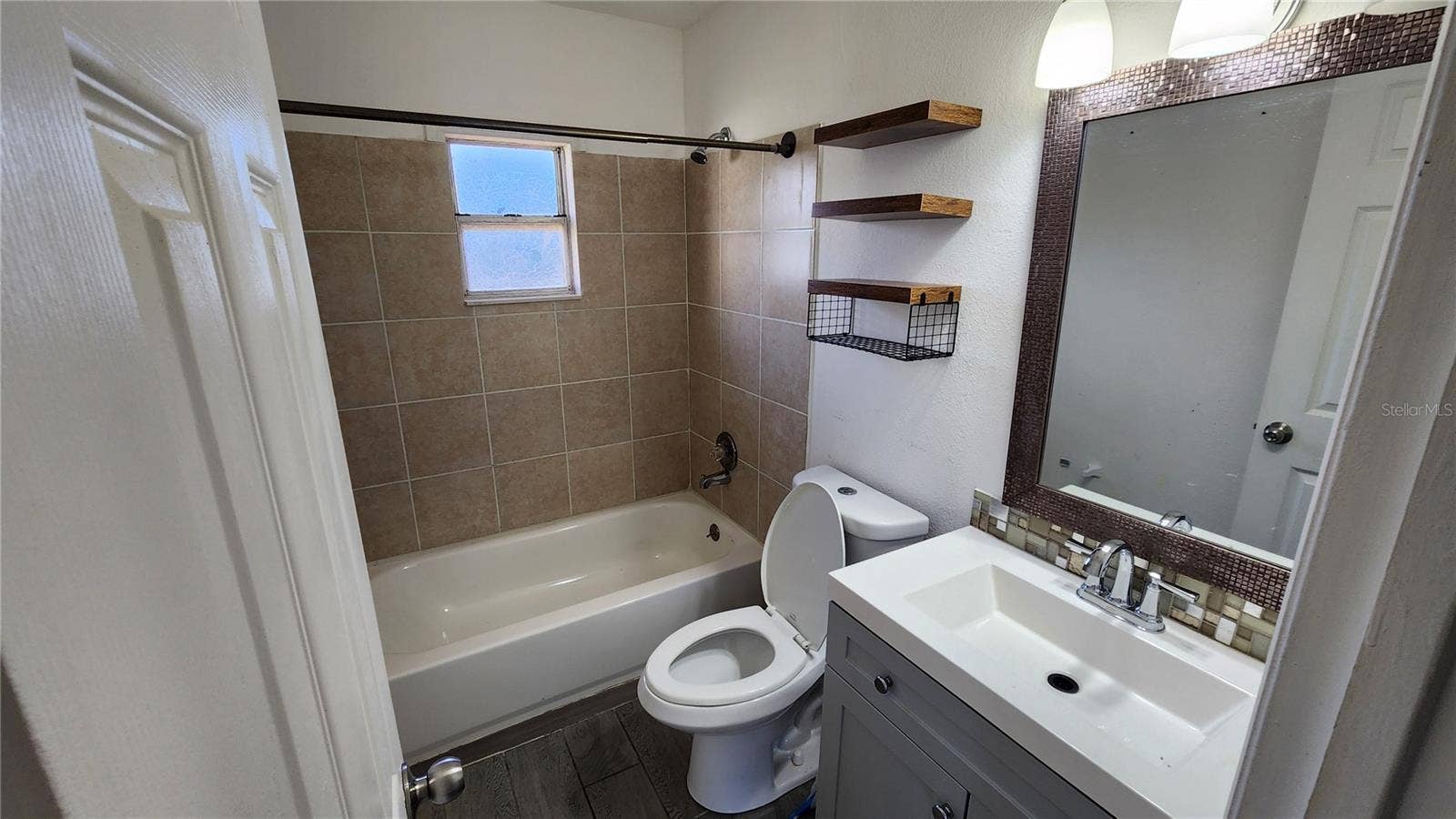 4725 KNOLLWOOD DRIVE, Punta Gorda, FL 33982 4725 KNOLLWOOD DRIVE, Punta Gorda, FL 33982