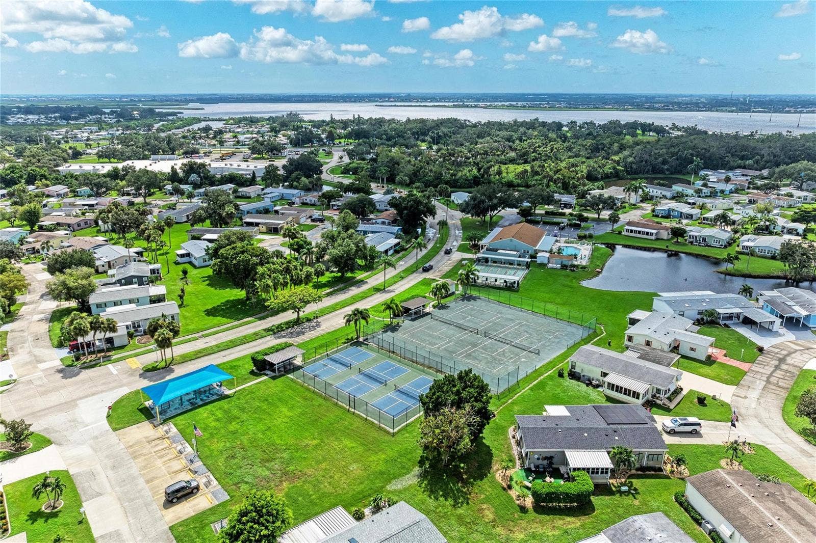 42 MEADOWLARK CIRCLE, Ellenton, FL 34222 42 MEADOWLARK CIRCLE, Ellenton, FL 34222