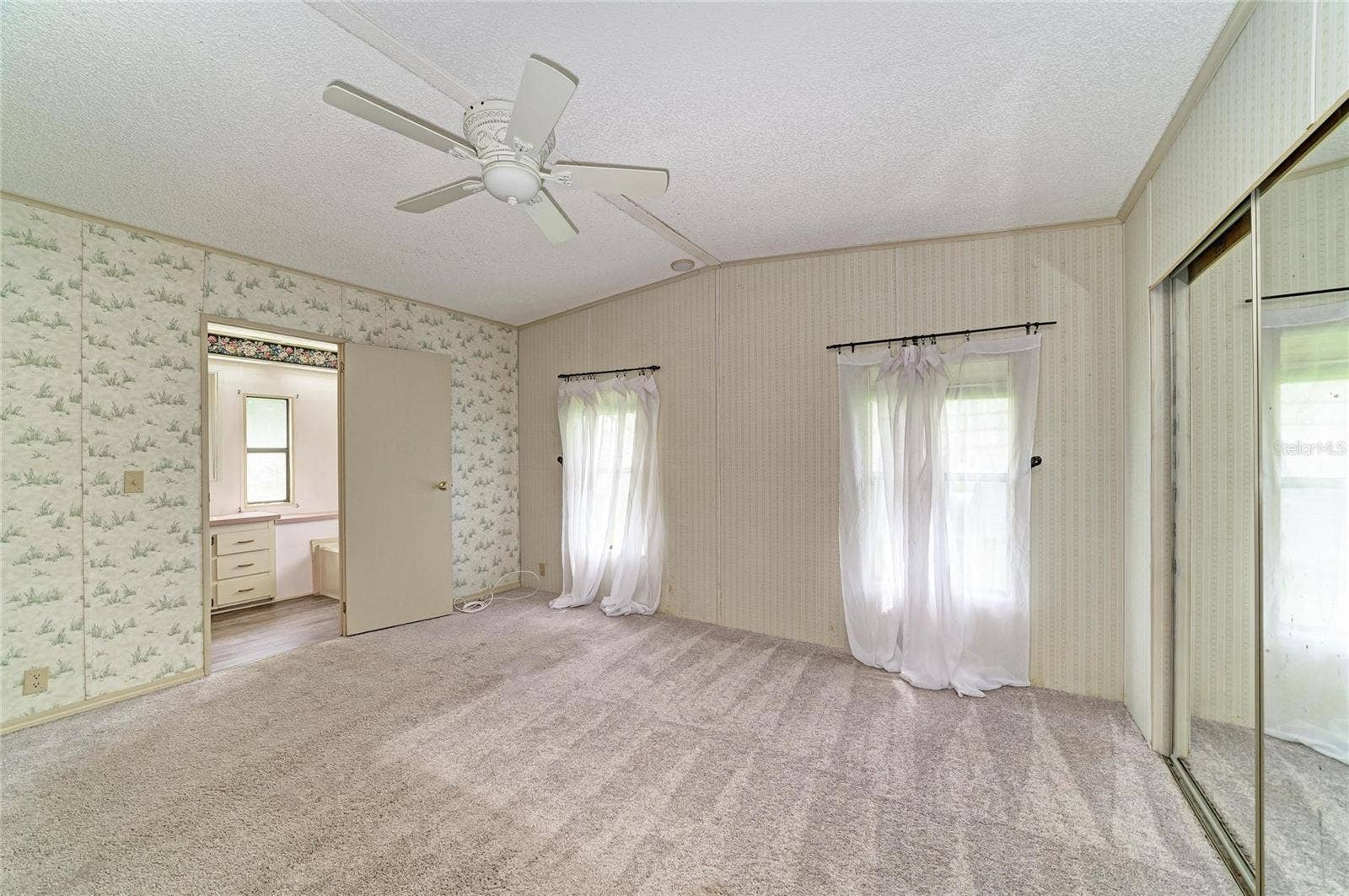 42 MEADOWLARK CIRCLE, Ellenton, FL 34222 42 MEADOWLARK CIRCLE, Ellenton, FL 34222