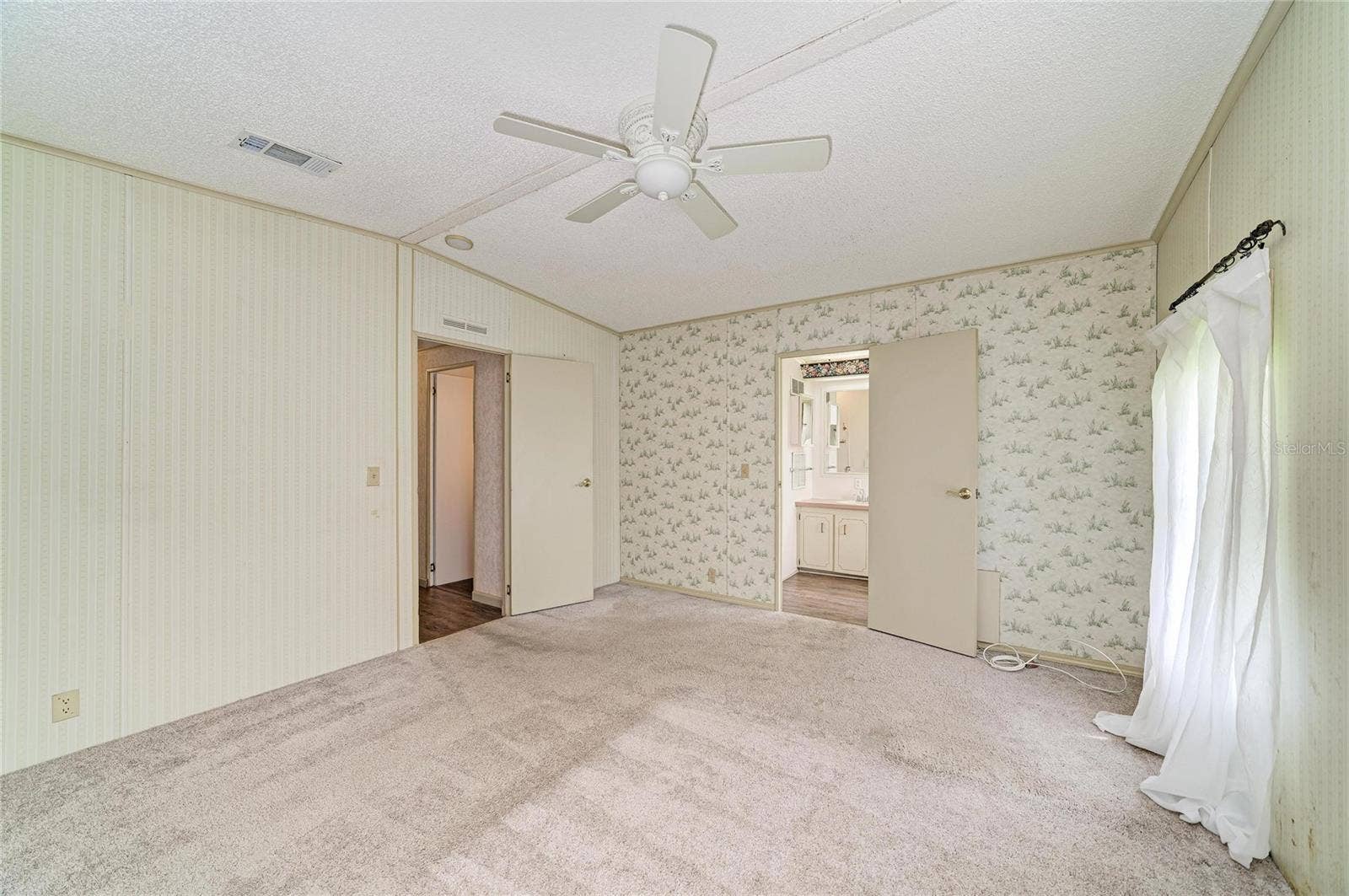 42 MEADOWLARK CIRCLE, Ellenton, FL 34222 42 MEADOWLARK CIRCLE, Ellenton, FL 34222