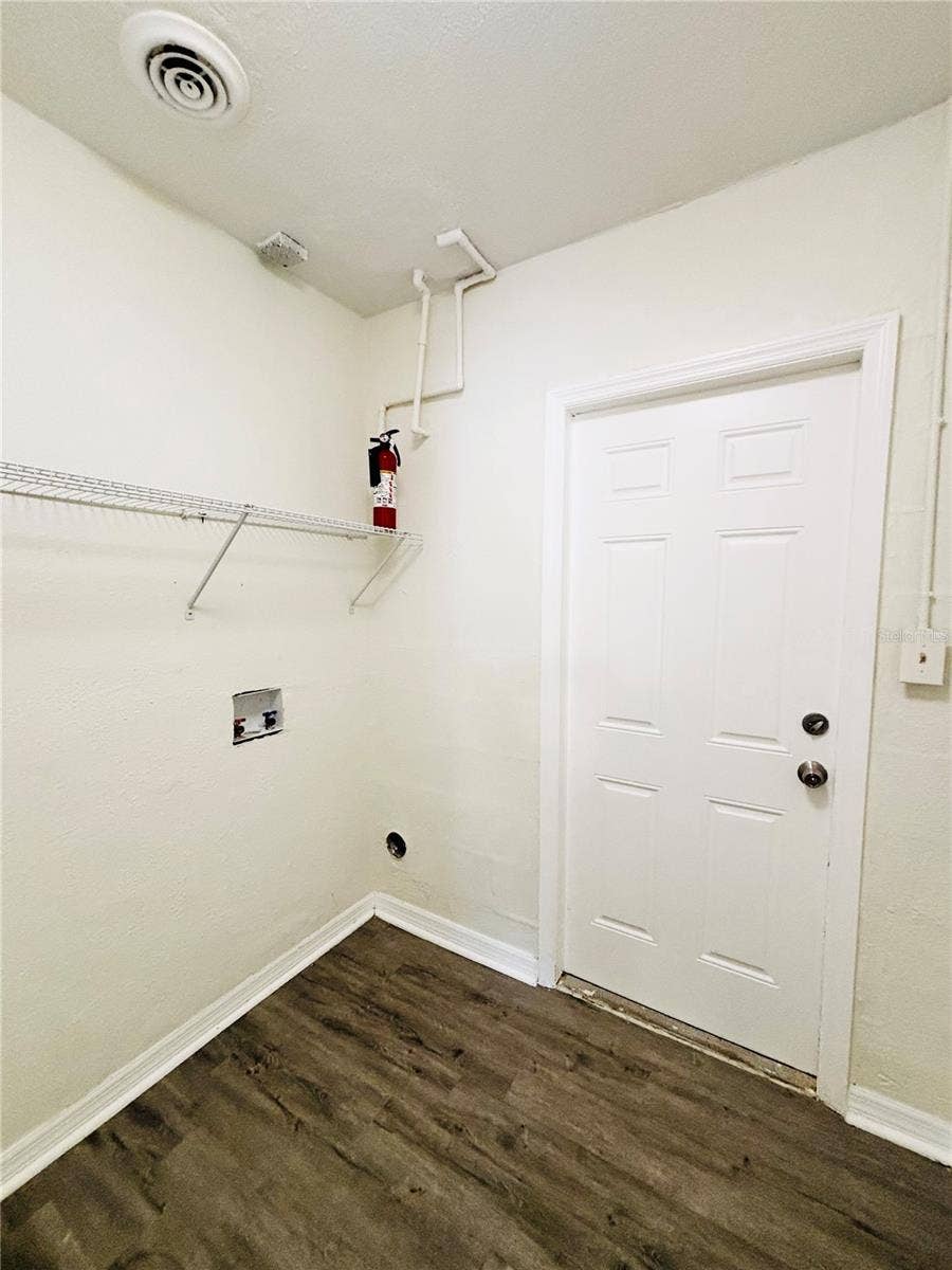 21147 BERSELL AVENUE, Port Charlotte, FL 33952 21147 BERSELL AVENUE, Port Charlotte, FL 33952