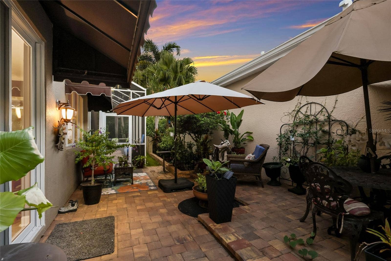 8705 52ND DRIVE E, Bradenton, FL 34211 8705 52ND DRIVE E, Bradenton, FL 34211