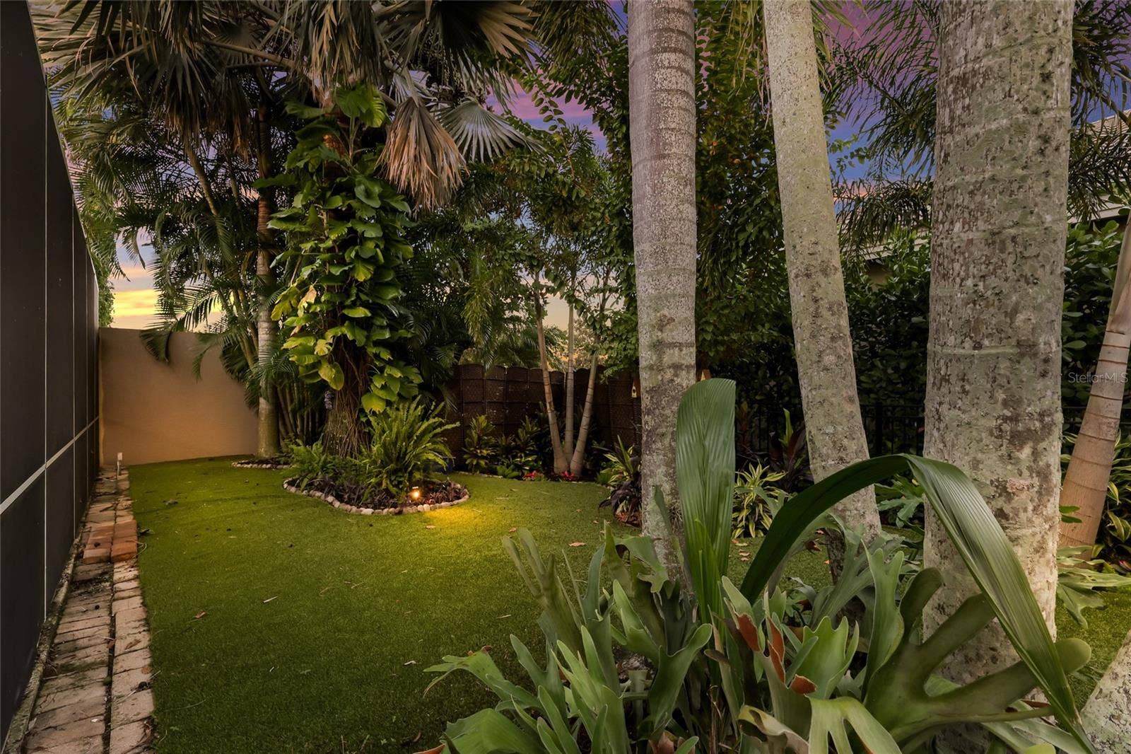 8705 52ND DRIVE E, Bradenton, FL 34211 8705 52ND DRIVE E, Bradenton, FL 34211