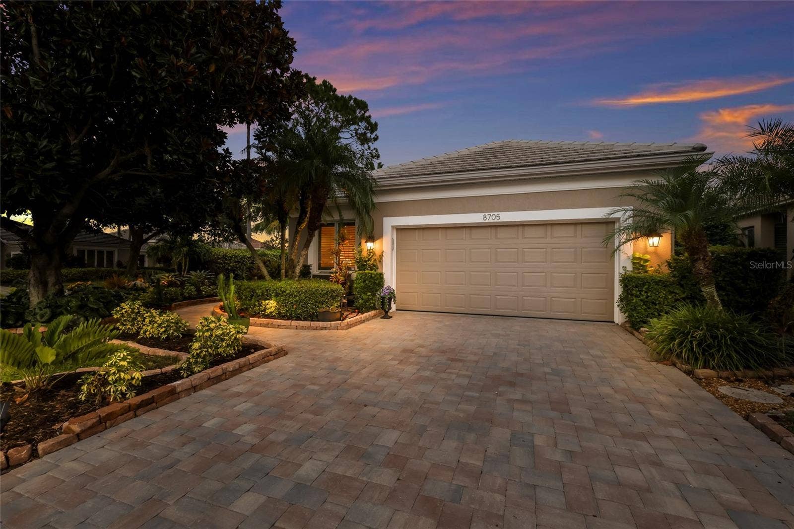 8705 52ND DRIVE E, Bradenton, FL 34211 8705 52ND DRIVE E, Bradenton, FL 34211