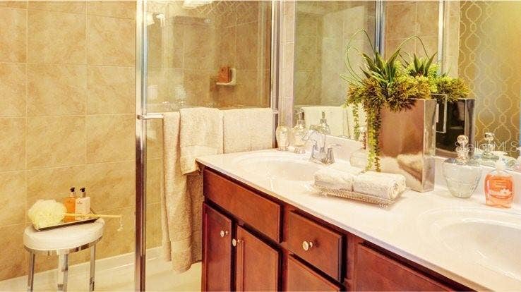 15251 SUNNY DAY DRIVE, Bradenton, FL 34211 Owners Suite Bath