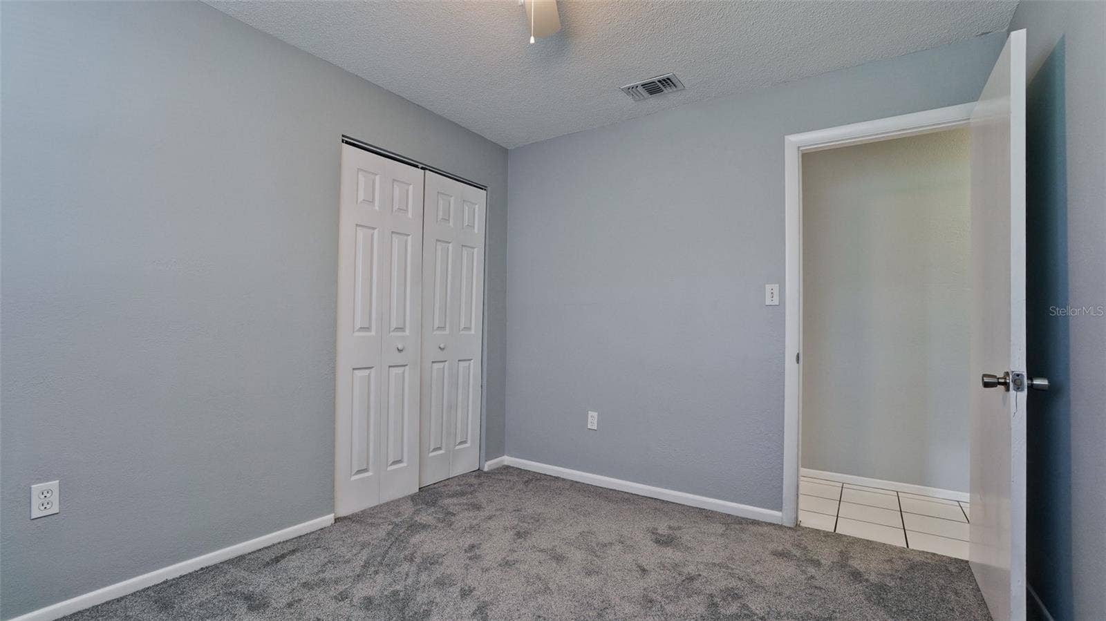 2205 24TH AVENUE W, Bradenton, FL 34205 2205 24TH AVENUE W, Bradenton, FL 34205