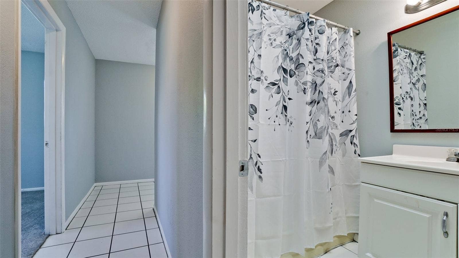 2205 24TH AVENUE W, Bradenton, FL 34205 2205 24TH AVENUE W, Bradenton, FL 34205