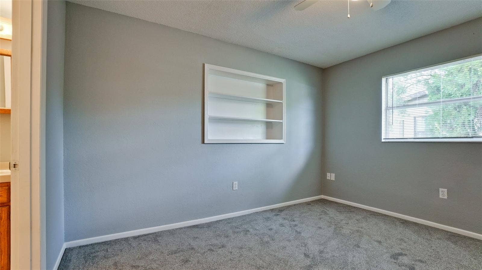 2205 24TH AVENUE W, Bradenton, FL 34205 2205 24TH AVENUE W, Bradenton, FL 34205
