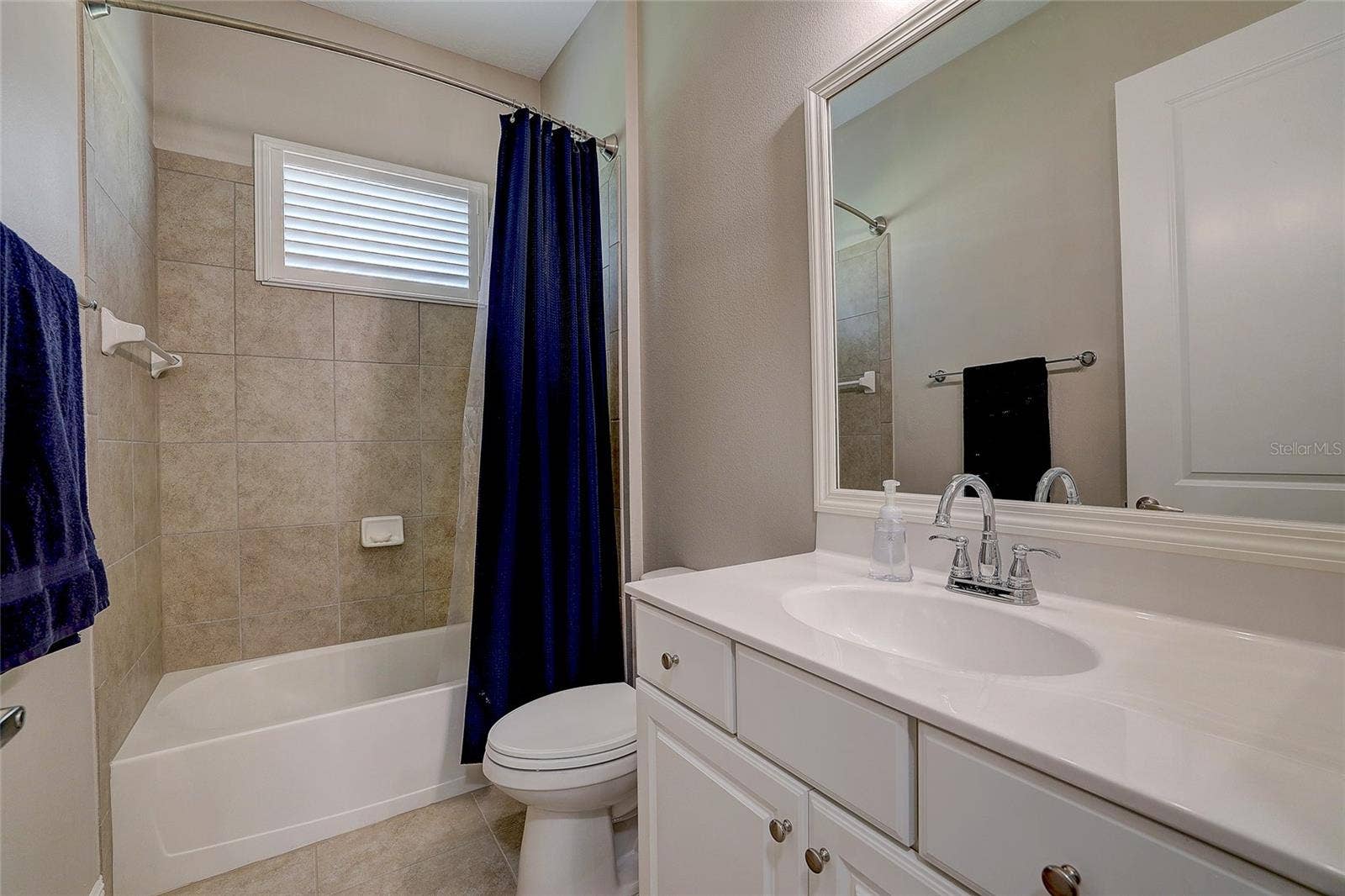 3718 WOODCLIFF LAKE TERRACE, Sarasota, FL 34243