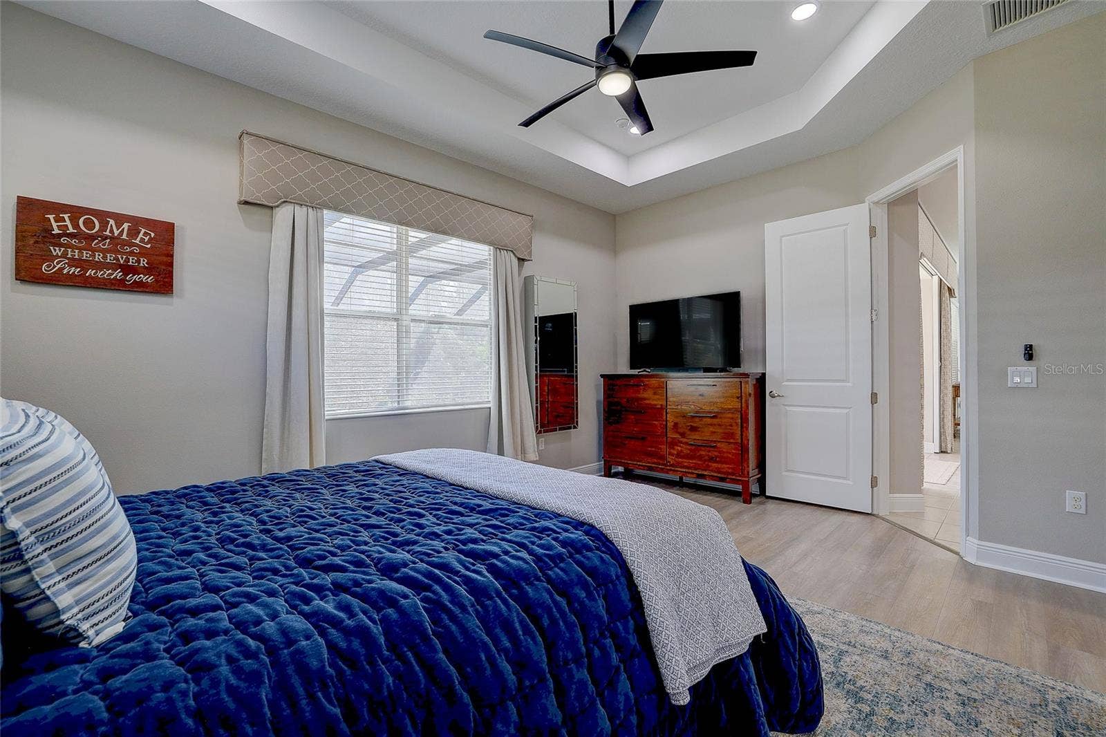 3718 WOODCLIFF LAKE TERRACE, Sarasota, FL 34243