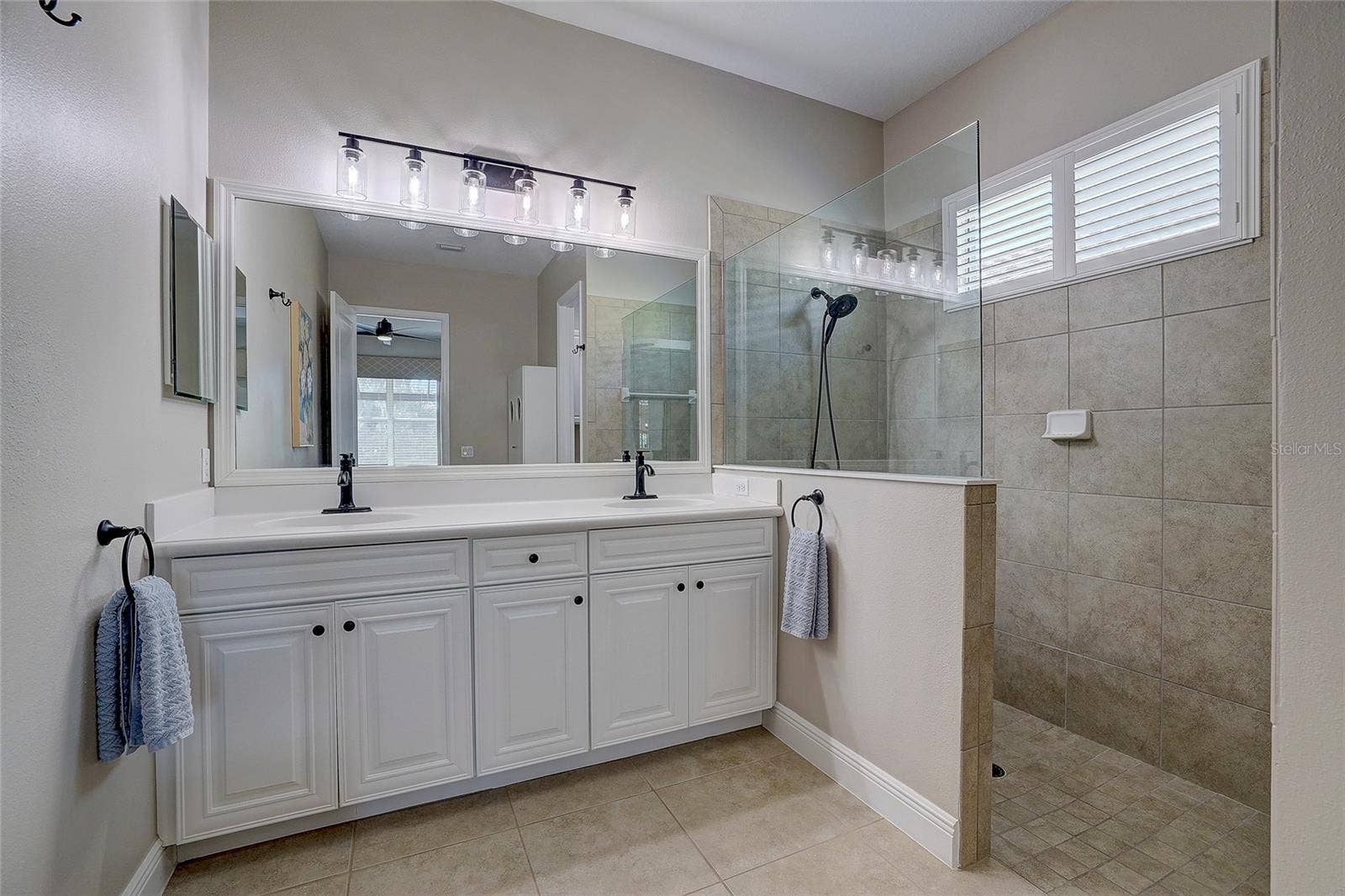3718 WOODCLIFF LAKE TERRACE, Sarasota, FL 34243