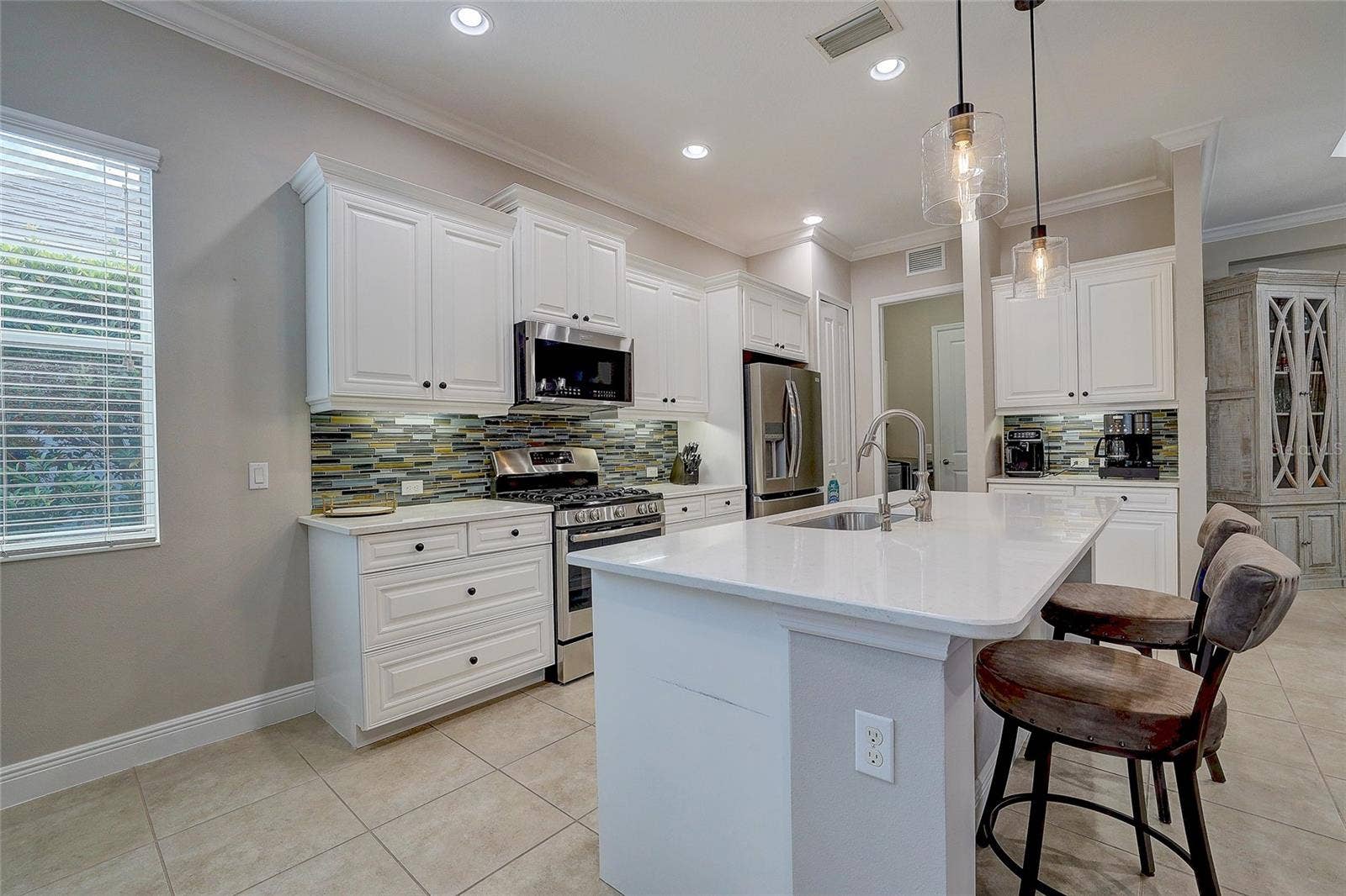 3718 WOODCLIFF LAKE TERRACE, Sarasota, FL 34243