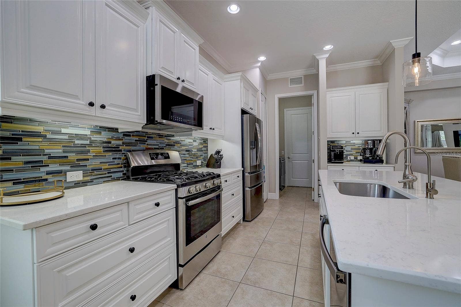 3718 WOODCLIFF LAKE TERRACE, Sarasota, FL 34243