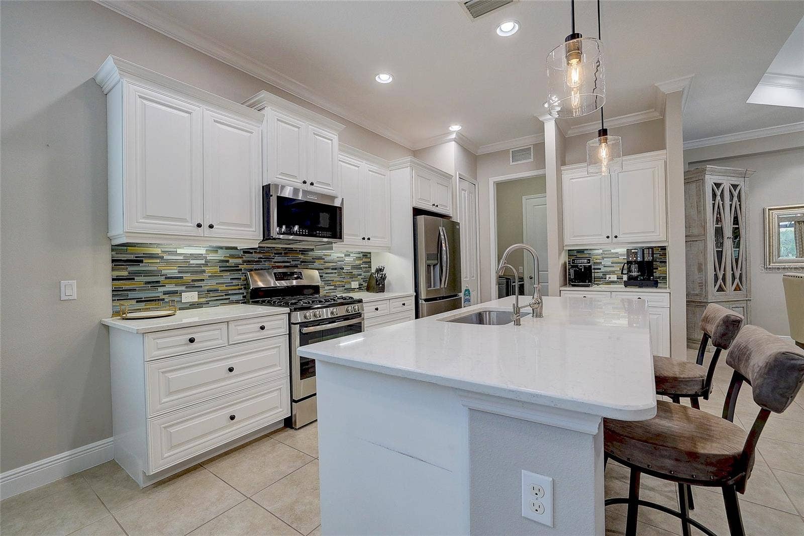 3718 WOODCLIFF LAKE TERRACE, Sarasota, FL 34243