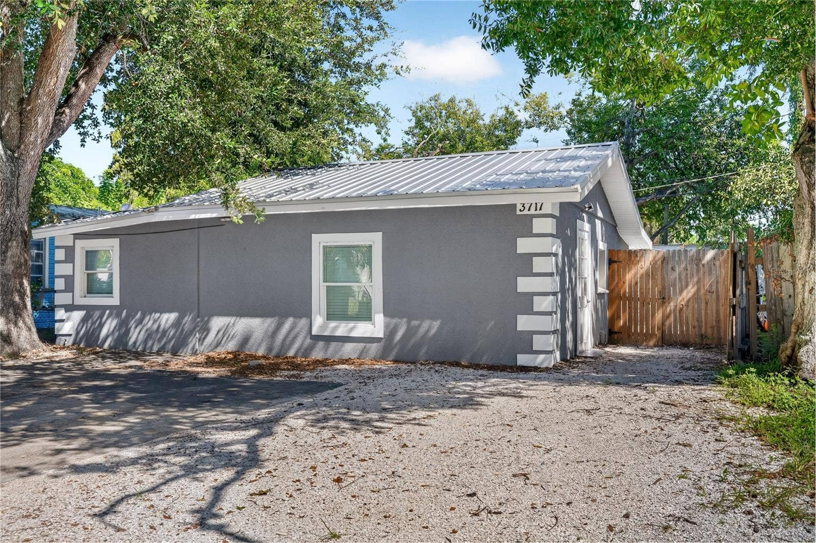 3717 16TH STREET W, Bradenton, FL 34205 3717 16TH STREET W, Bradenton, FL 34205