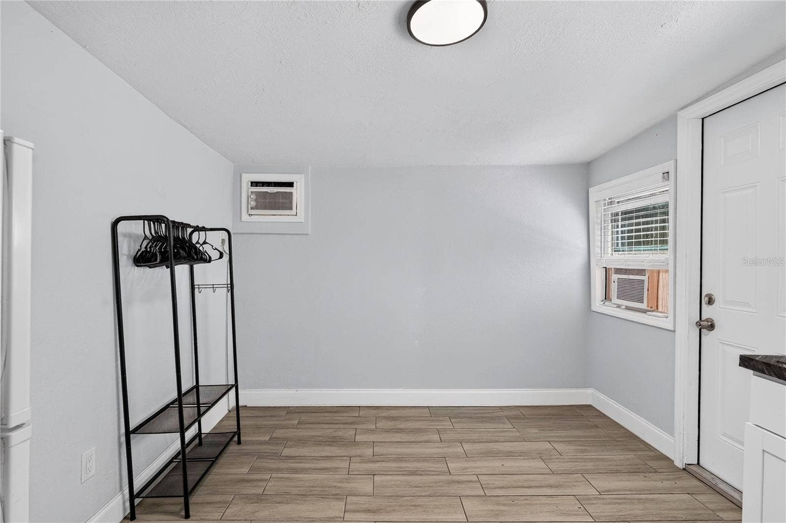 3717 16TH STREET W, Bradenton, FL 34205 Studio Apartment