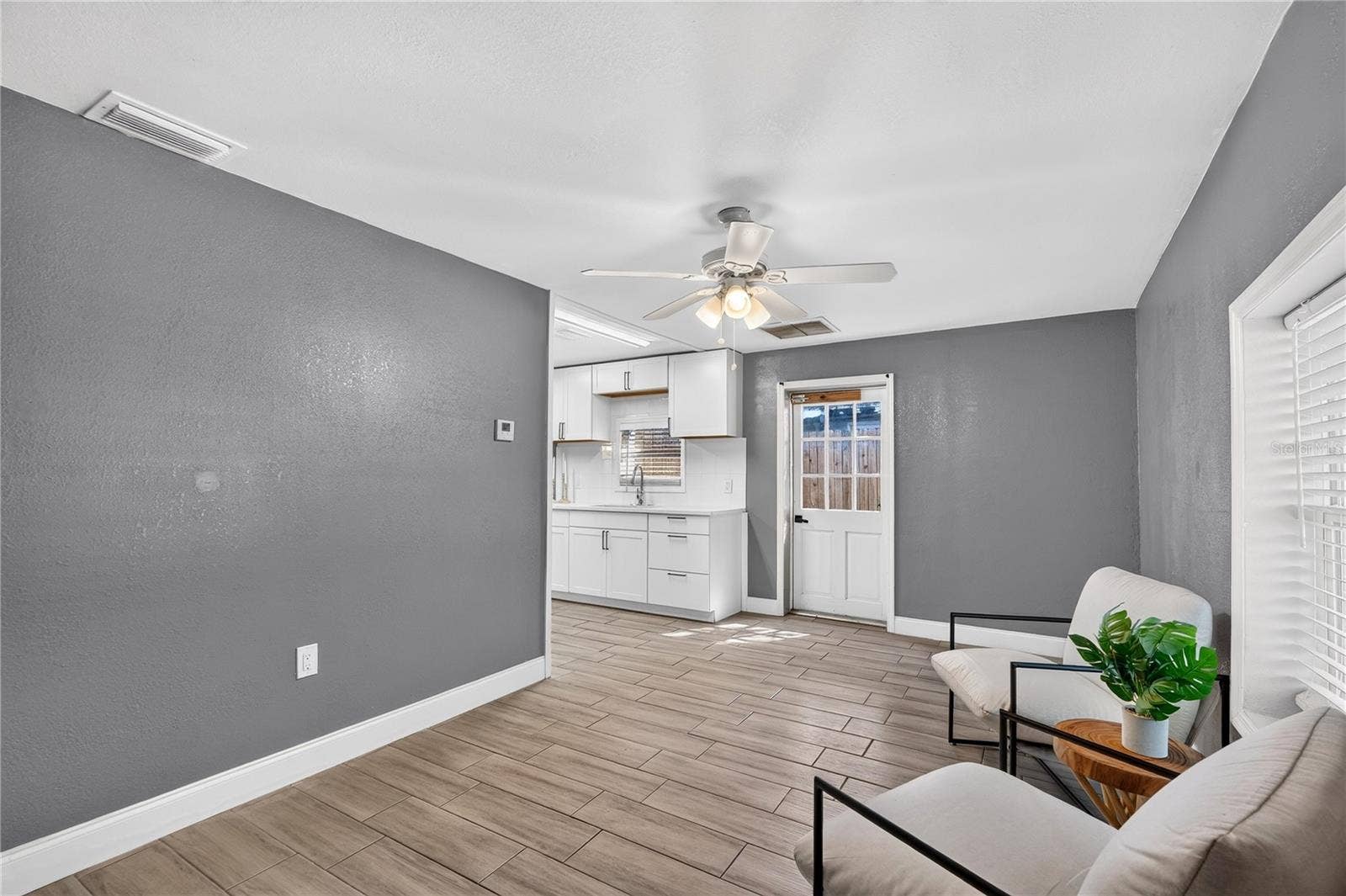 3717 16TH STREET W, Bradenton, FL 34205 3717 16TH STREET W, Bradenton, FL 34205