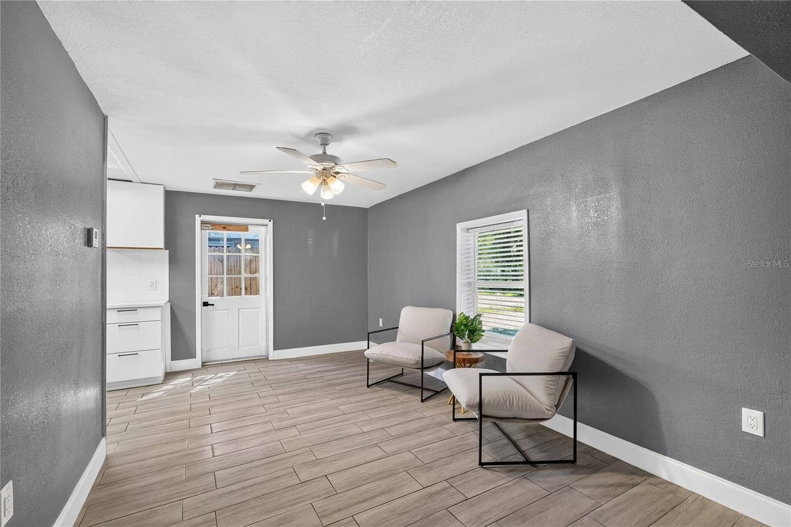 3717 16TH STREET W, Bradenton, FL 34205 3717 16TH STREET W, Bradenton, FL 34205