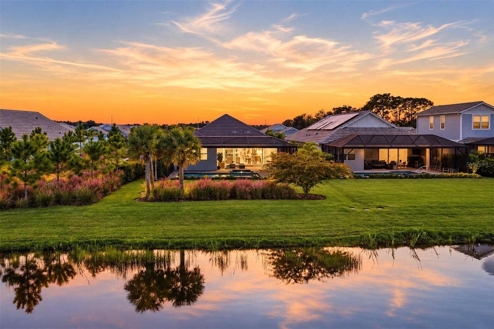 1104 WATERLINE COURT, Sarasota, FL 34240 1104 WATERLINE COURT, Sarasota, FL 34240