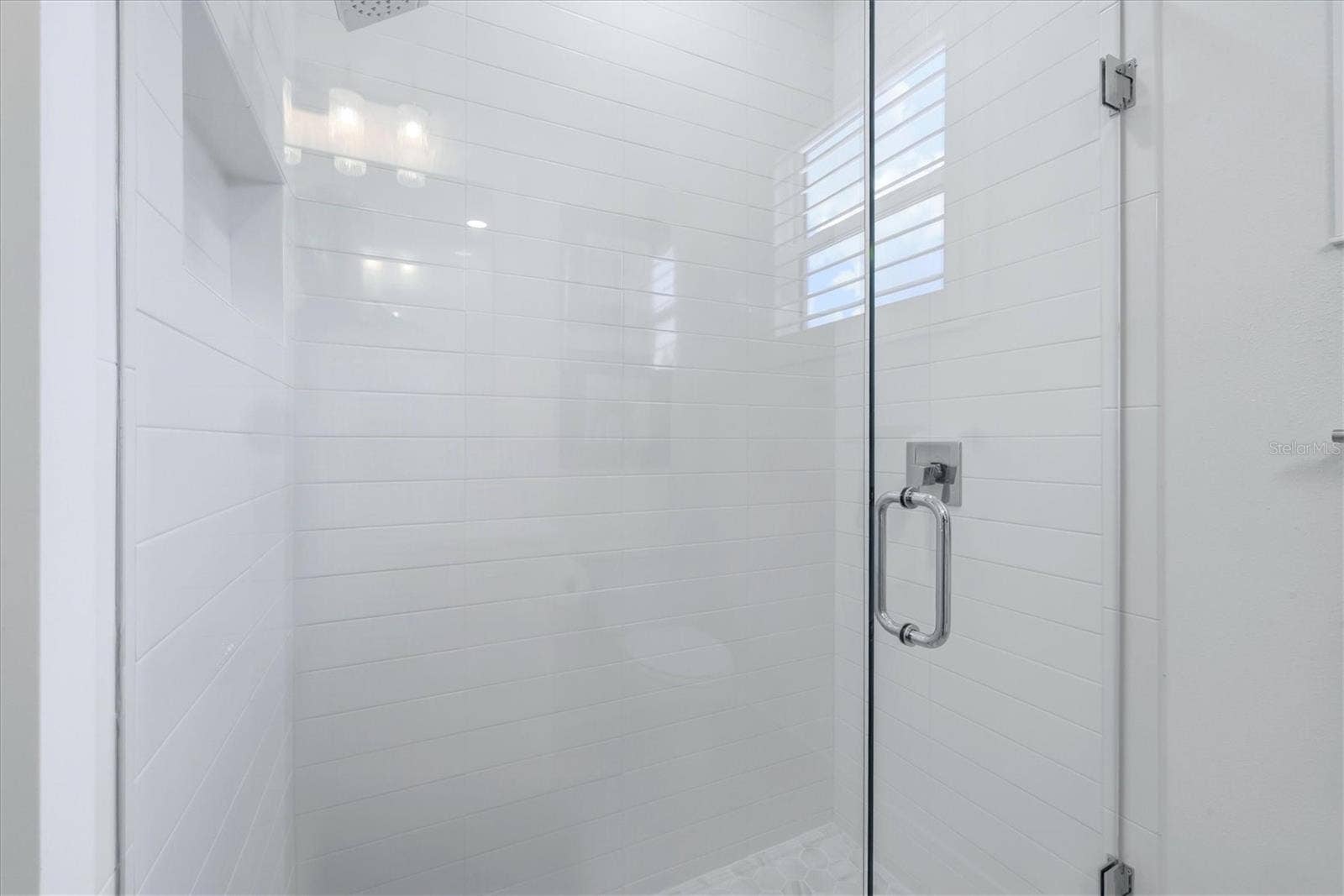 1104 WATERLINE COURT, Sarasota, FL 34240 1104 WATERLINE COURT, Sarasota, FL 34240