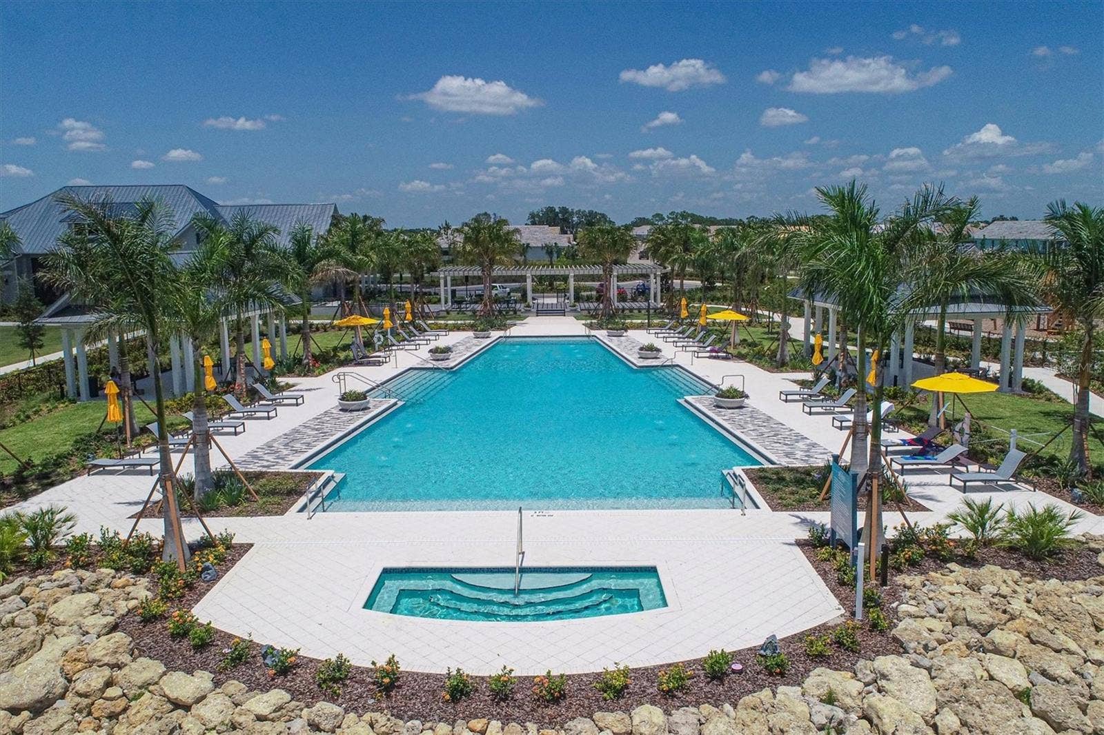 1104 WATERLINE COURT, Sarasota, FL 34240 1104 WATERLINE COURT, Sarasota, FL 34240