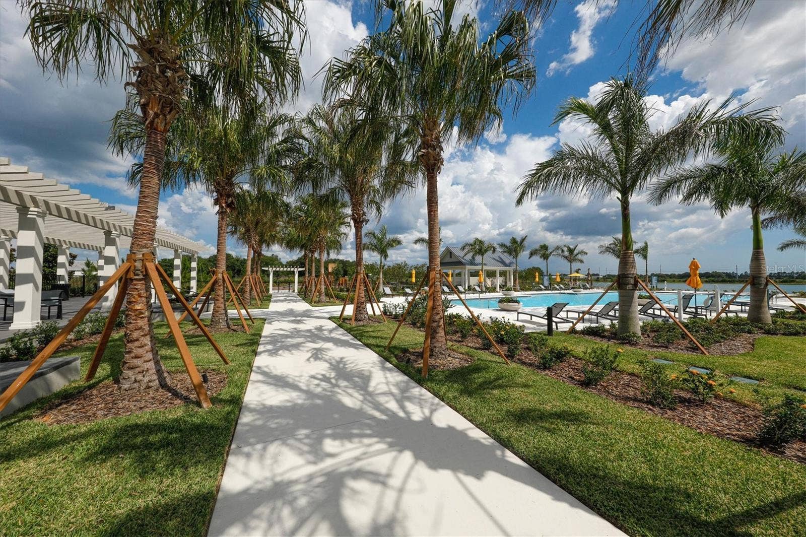 1104 WATERLINE COURT, Sarasota, FL 34240 1104 WATERLINE COURT, Sarasota, FL 34240