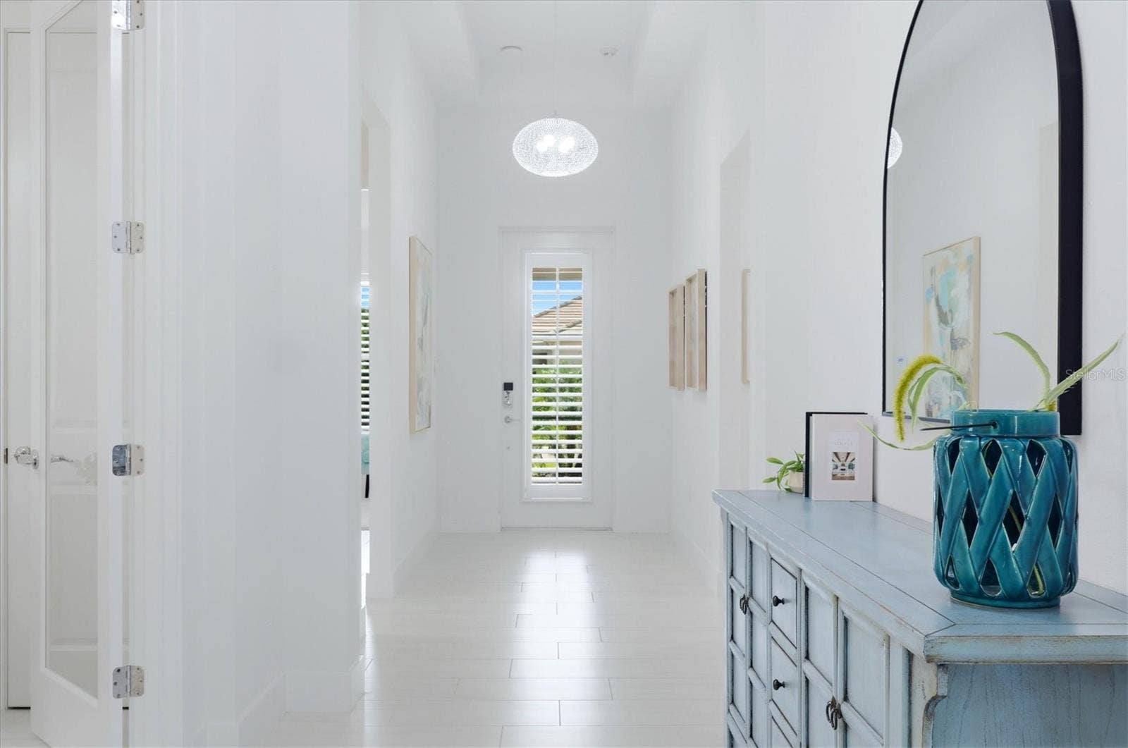 1104 WATERLINE COURT, Sarasota, FL 34240 1104 WATERLINE COURT, Sarasota, FL 34240