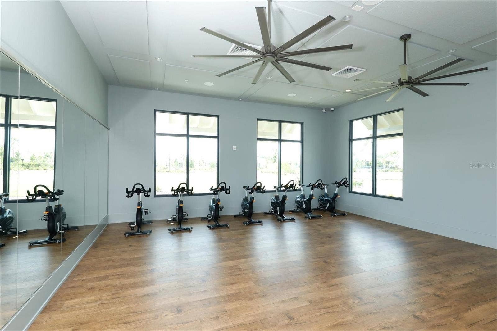 1104 WATERLINE COURT, Sarasota, FL 34240 1104 WATERLINE COURT, Sarasota, FL 34240