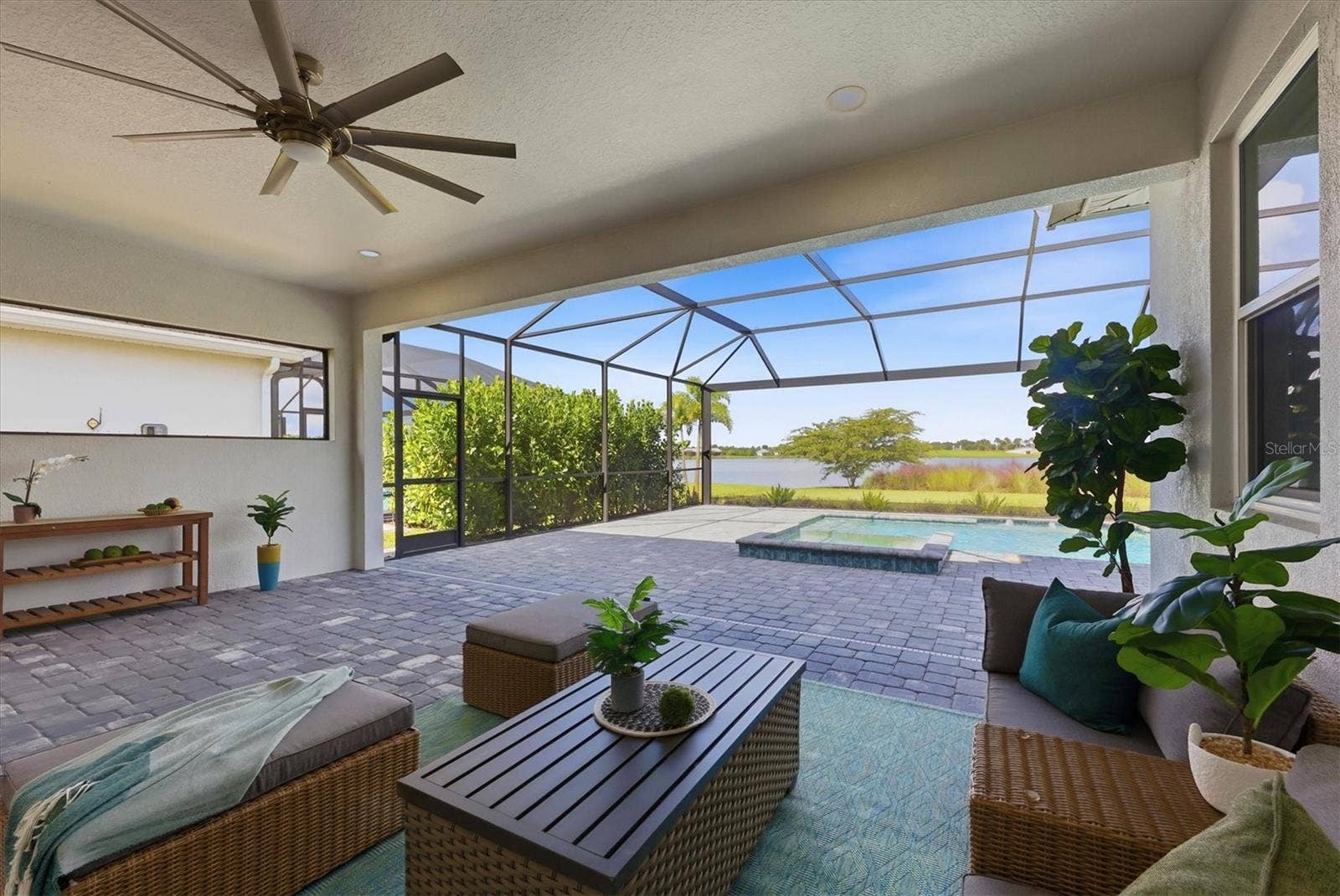 1104 WATERLINE COURT, Sarasota, FL 34240 1104 WATERLINE COURT, Sarasota, FL 34240