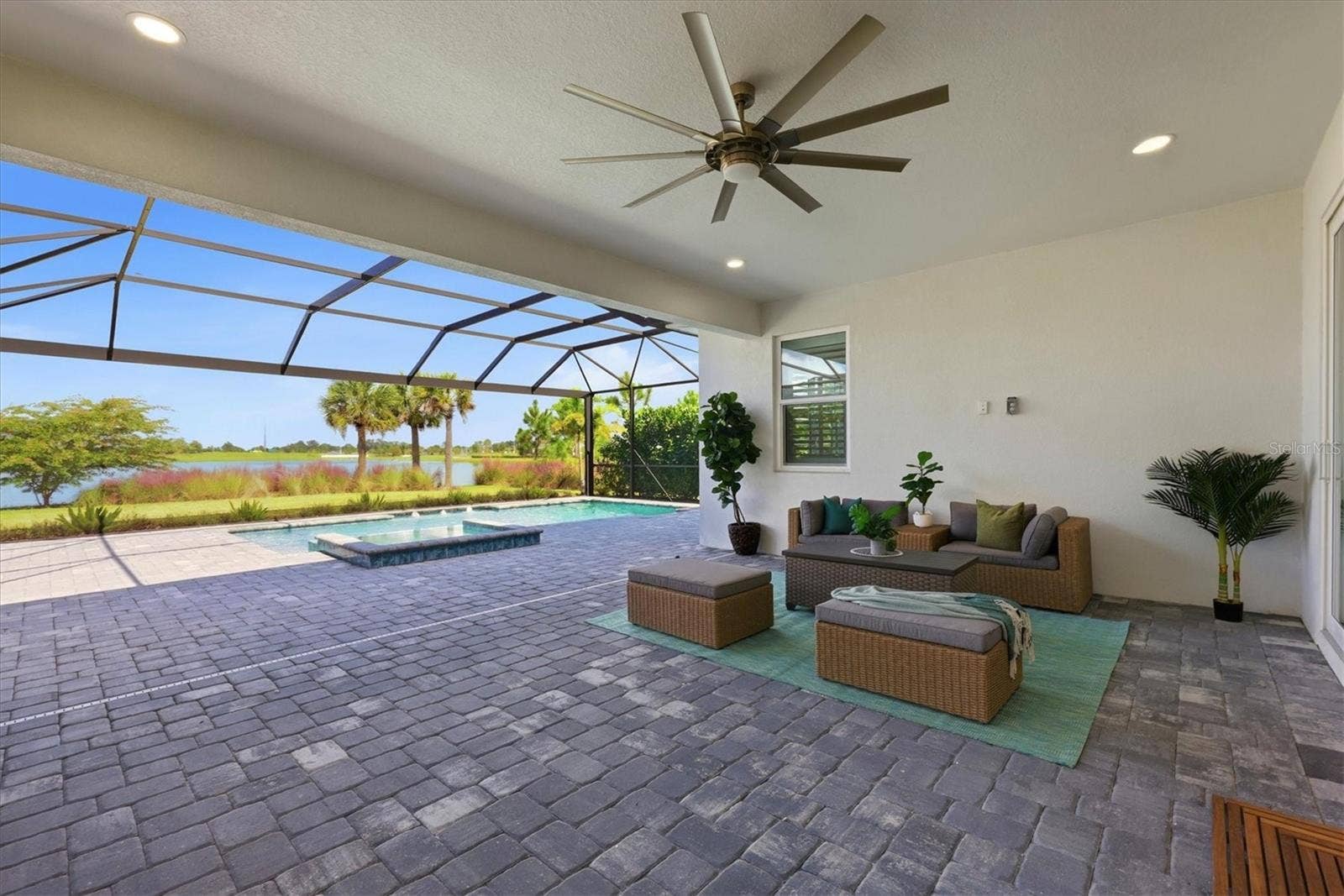 1104 WATERLINE COURT, Sarasota, FL 34240 1104 WATERLINE COURT, Sarasota, FL 34240
