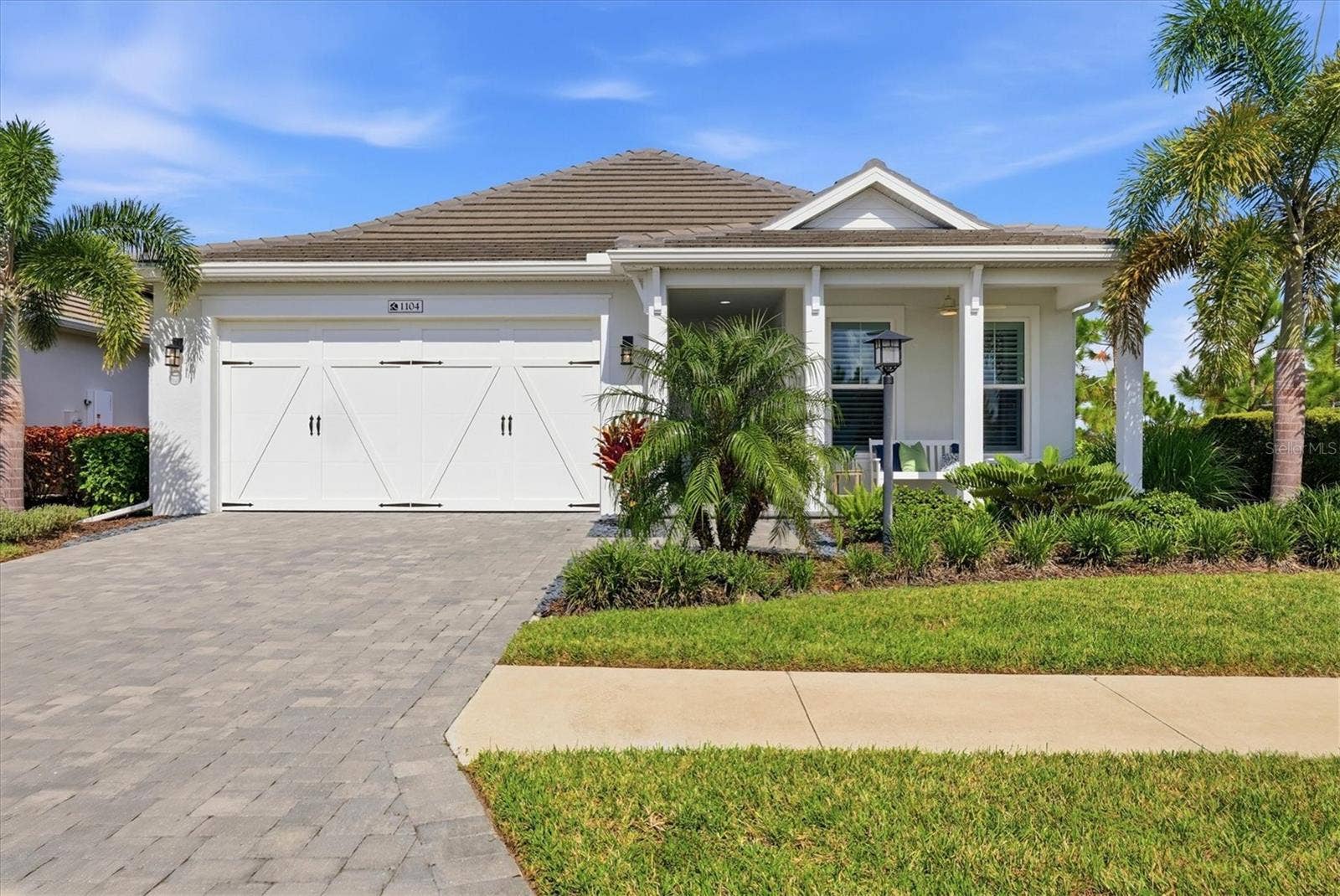 1104 WATERLINE COURT, Sarasota, FL 34240 1104 WATERLINE COURT, Sarasota, FL 34240