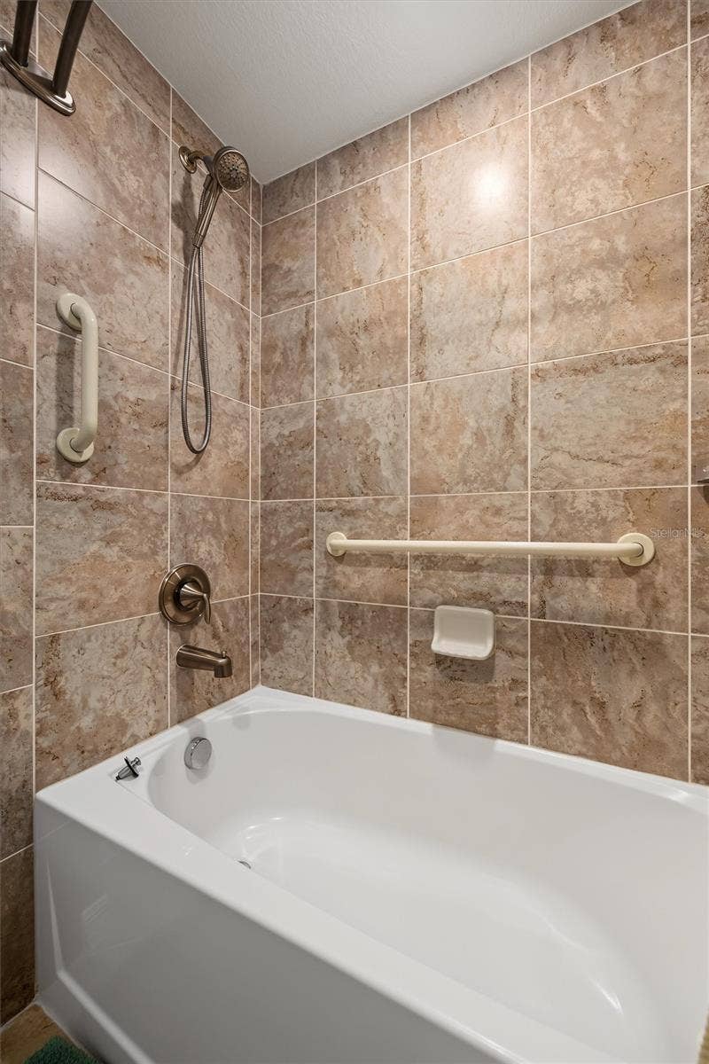 1017 TIDEWATER SHORES LOOP, #1017, Bradenton, FL 34208