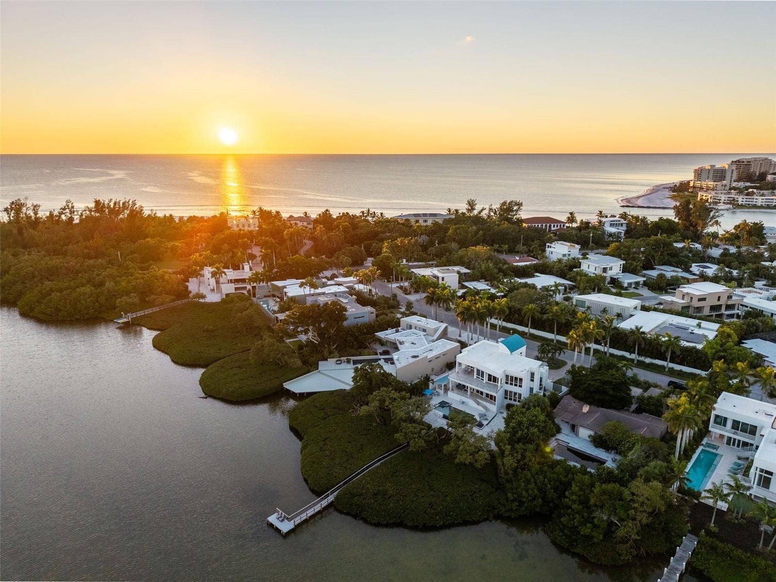 222 MORNINGSIDE DRIVE, Sarasota, FL 34236 222 MORNINGSIDE DRIVE, Sarasota, FL 34236