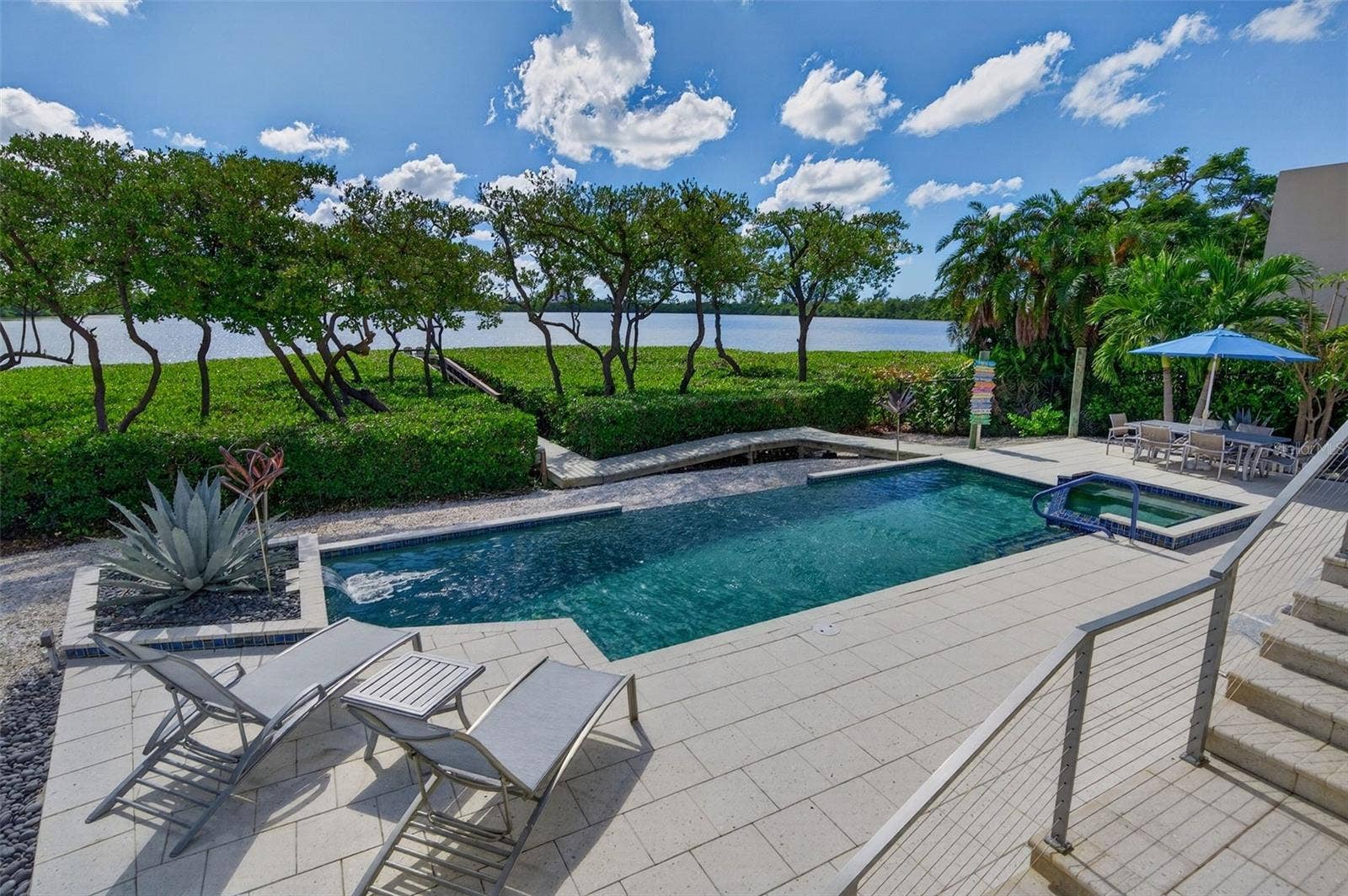 222 MORNINGSIDE DRIVE, Sarasota, FL 34236 222 MORNINGSIDE DRIVE, Sarasota, FL 34236